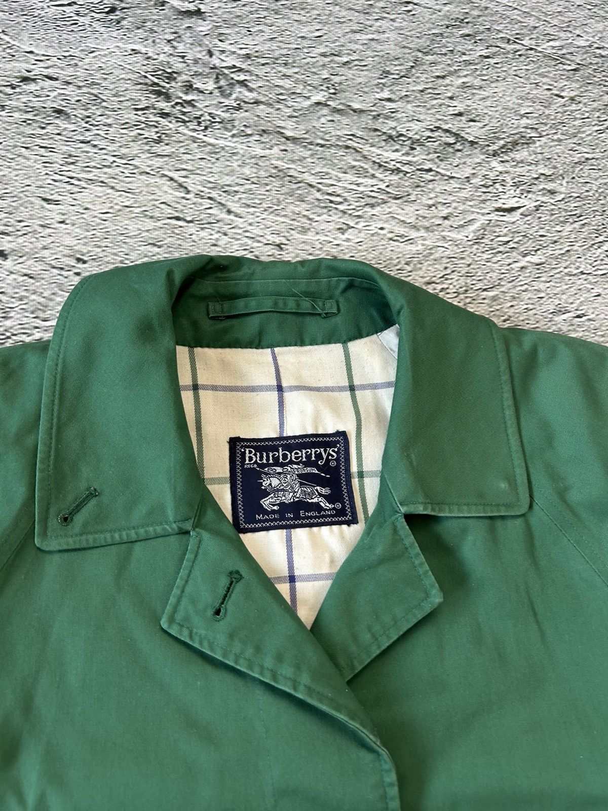Burberry Burberrys coat trench green vintage Size US XL / EU 56 / 4 - 2 Thumbnail