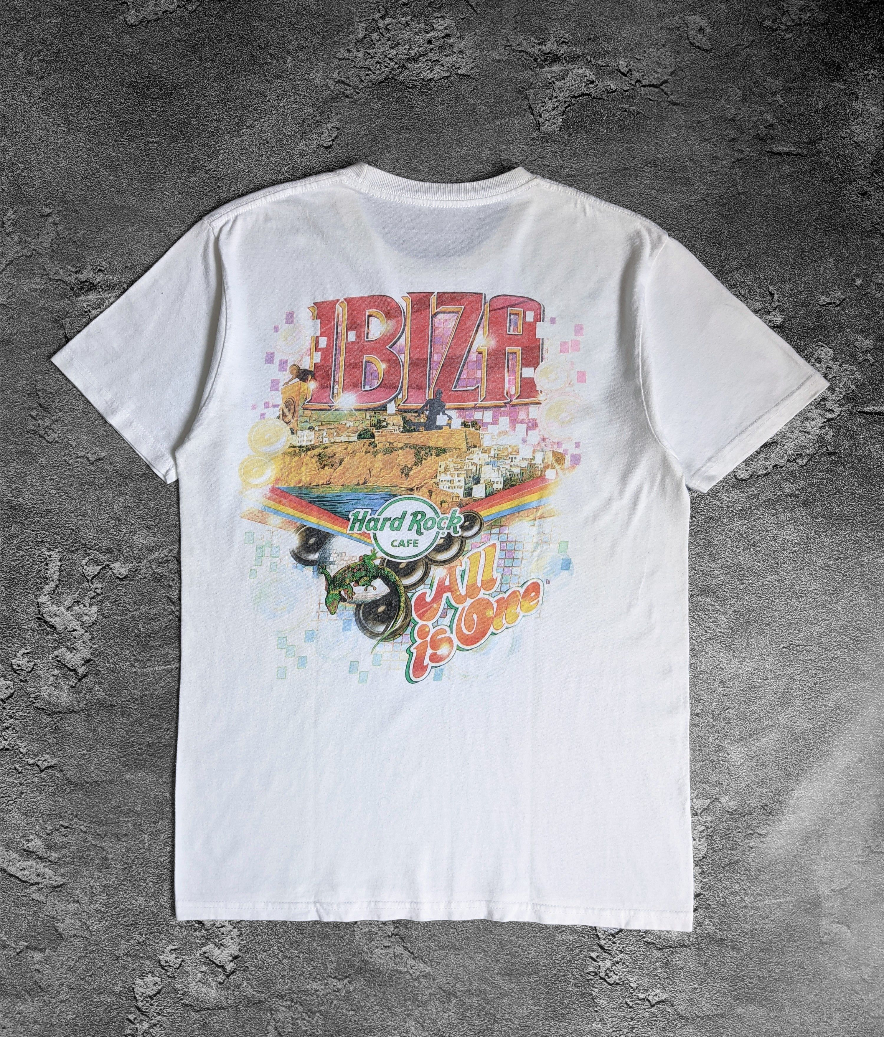 Hard Rock Cafe Hard Rock Cafe ibiza tshirt big logo y2k Size US M / EU 48-50 / 2 - 1 Thumbnail