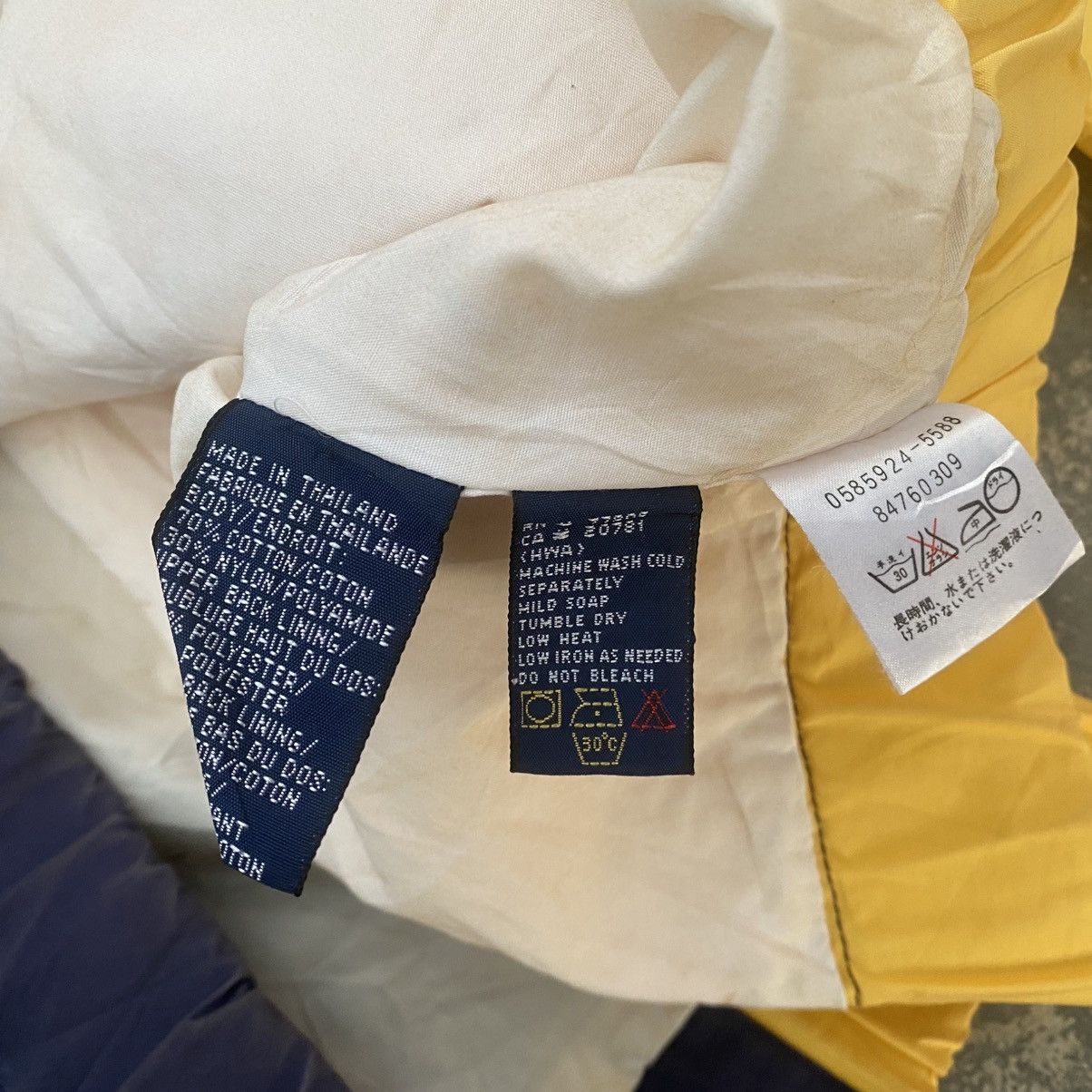 Tommy Hilfiger Very Rare 1990s TOMMY HILFIGER SAILING GEAR Jacket Size US L / EU 52-54 / 3 - 14 Thumbnail