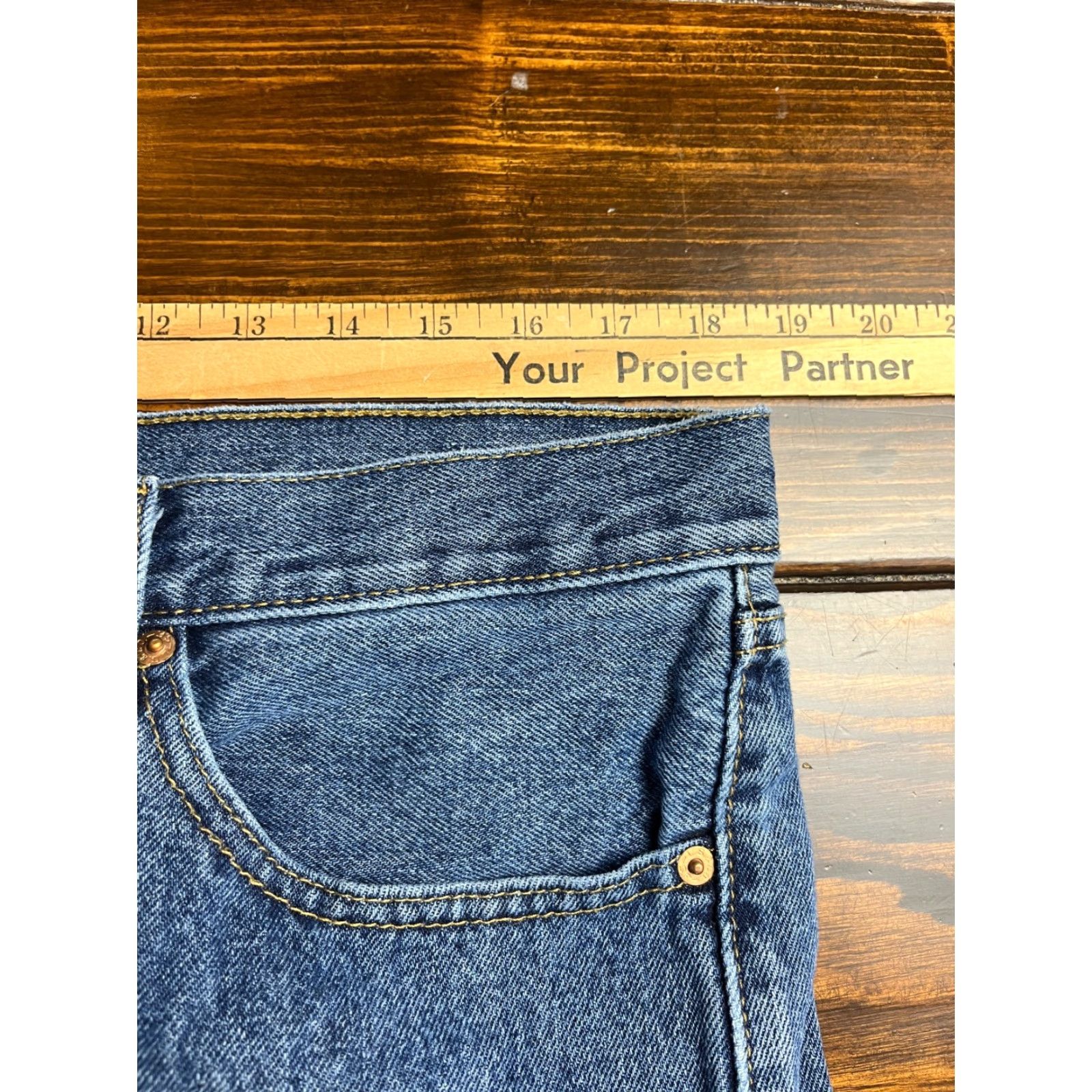Denime VINTAGE LEVI Strauss & Co. Jeans Men 505 Blue Denim Straight Leg W36 L34 Casual Pants Mens Size US 36 / EU 52 - 7 Thumbnail