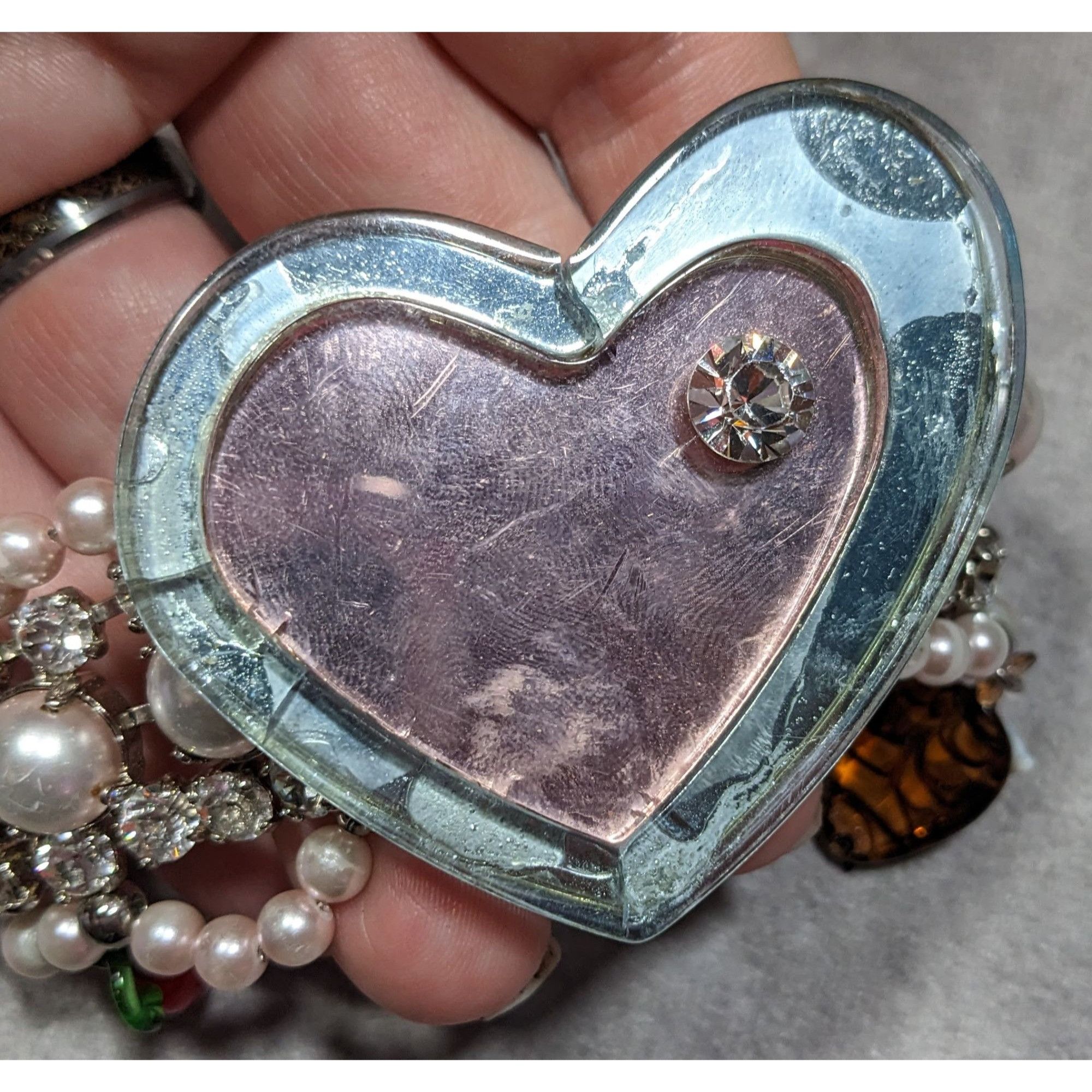 Miu Miu Rare Limited Edition Miu Miu Glass Heart Faux Pearl Glass Ch Size ONE SIZE - 10 Thumbnail