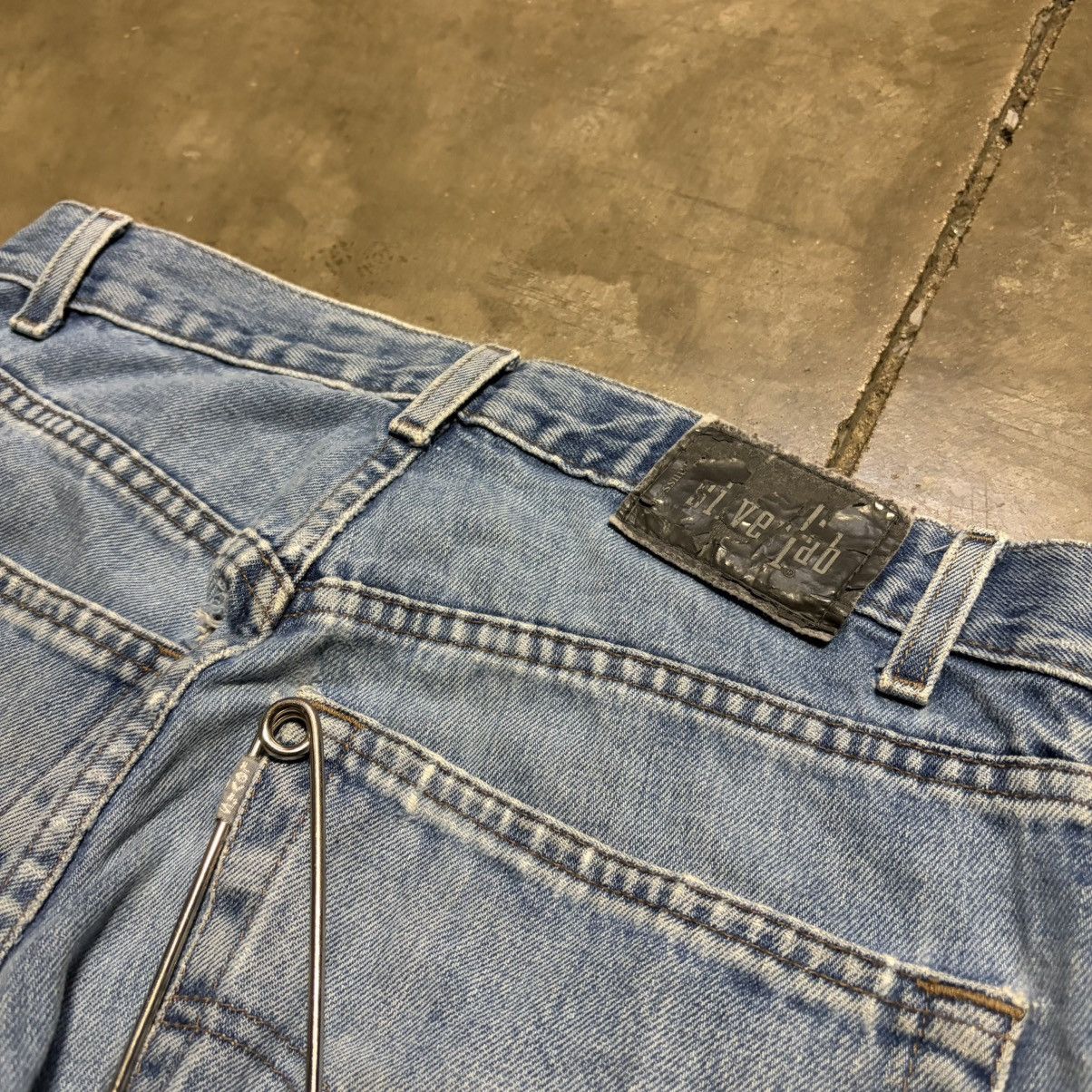 Levi's Vintage Levis Silver Tab Denim Jeans Loose Fit Baggy Faded Size US 32 / EU 48 - 10 Thumbnail