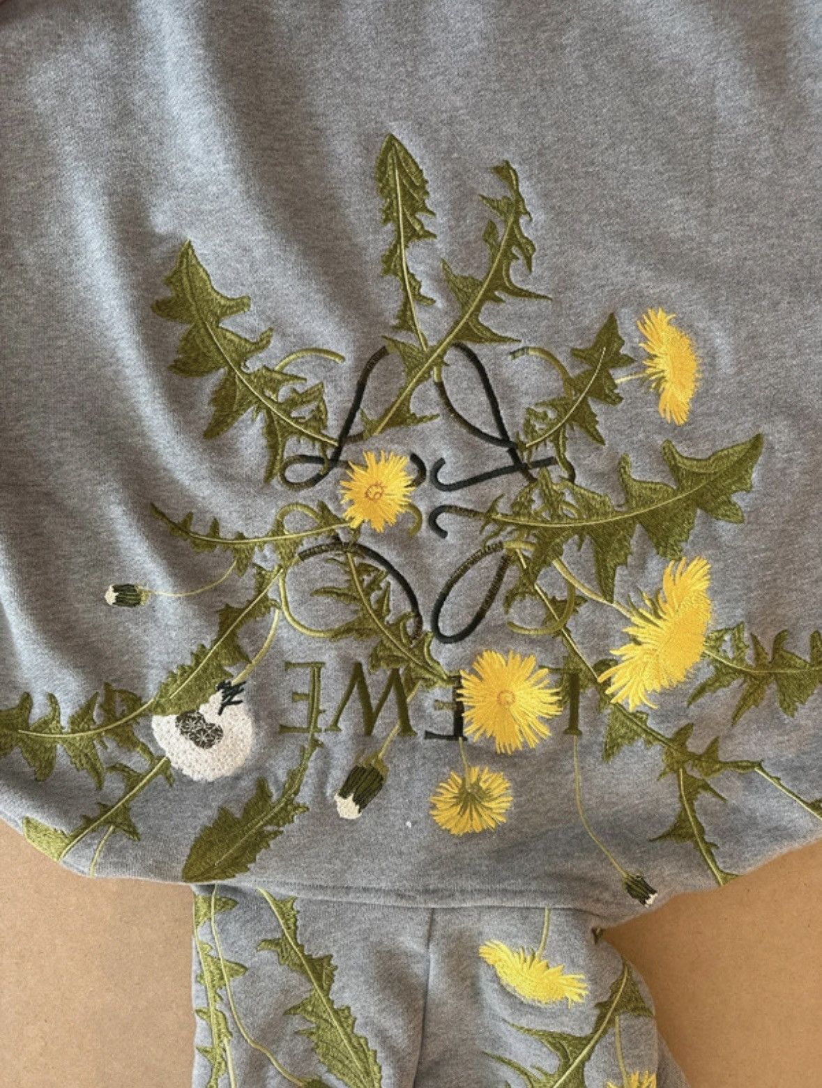 Loewe LOEWE Anagram Flower Hoodie Size US M / EU 48-50 / 2 - 4 Thumbnail