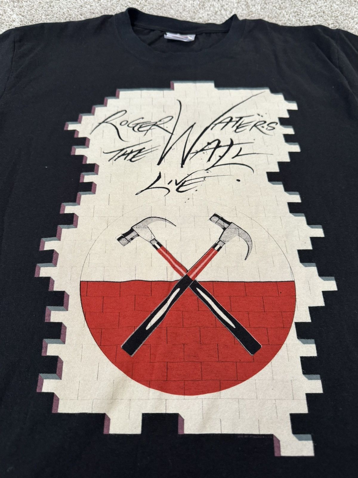 Band Tees Roger Waters WALL tour Chicago Size US M / EU 48-50 / 2 - 1 Thumbnail