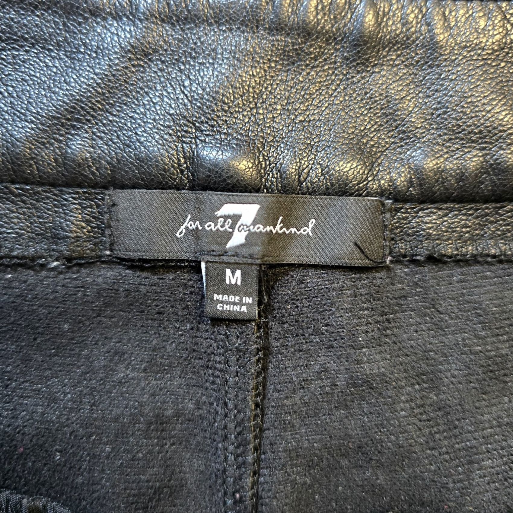 7 For All Mankind Seven For All Mankind Pants Womens M Black Wide-Leg Faux Leather Crop Shirt? Size 32" / US 10 / IT 46 - 4 Thumbnail