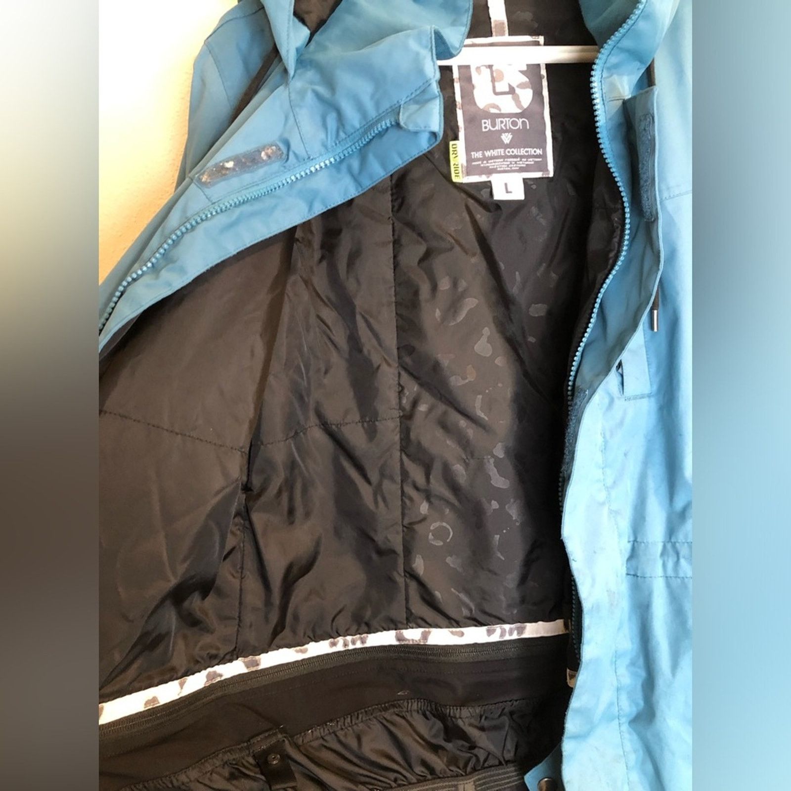 Burton Burton Womens The White Collection-DryRide Blue Jacket-Large Size L / US 10 / IT 46 - 5 Thumbnail