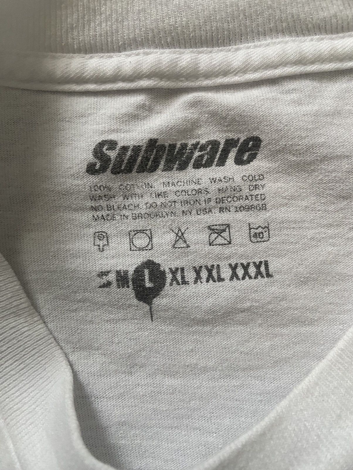 Futura × Recon × Subware Vintage Subware Grafiti Spray Tee Size US L / EU 52-54 / 3 - 6 Thumbnail