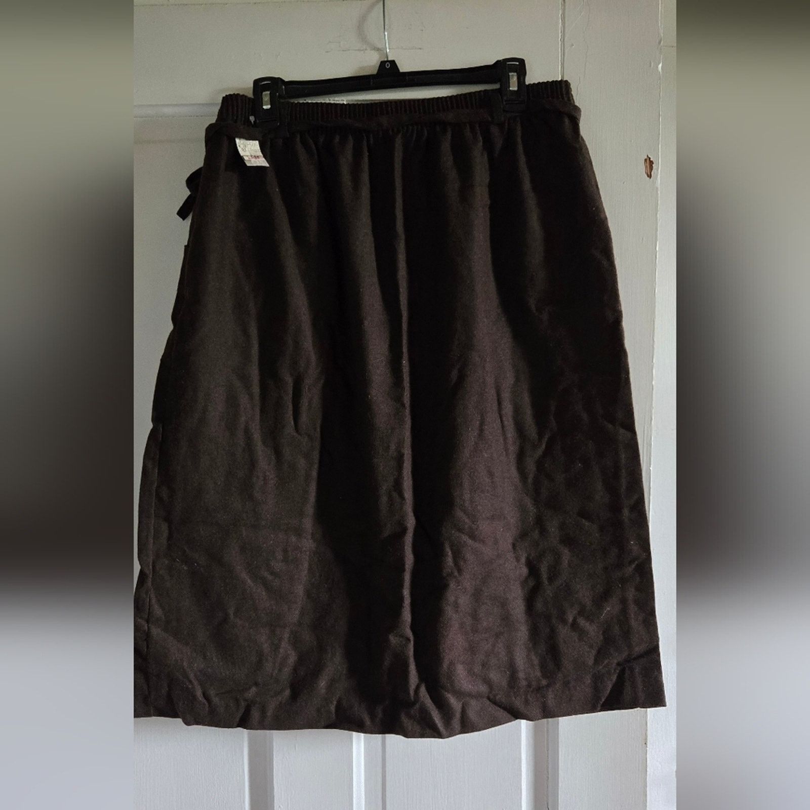 Other Vintage wool blend skirt with tie, NEW WITH TAGS! Size 34" / US 12 / IT 48 - 5 Thumbnail