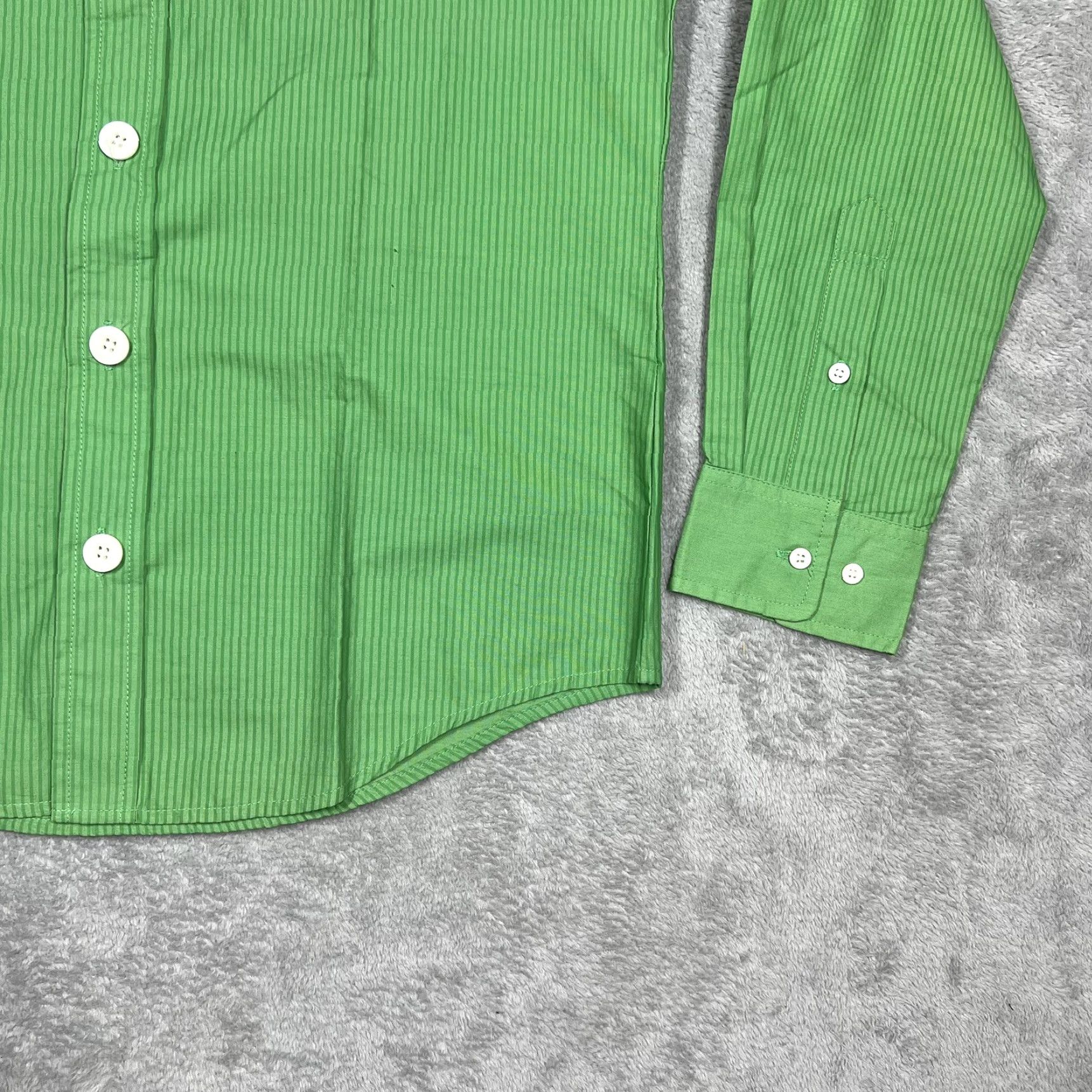 Vintage Orisue Mens Button-Up Shirt Size Medium Green Striped Long Sleeve Woven EUC Size US M / EU 48-50 / 2 - 2 Thumbnail