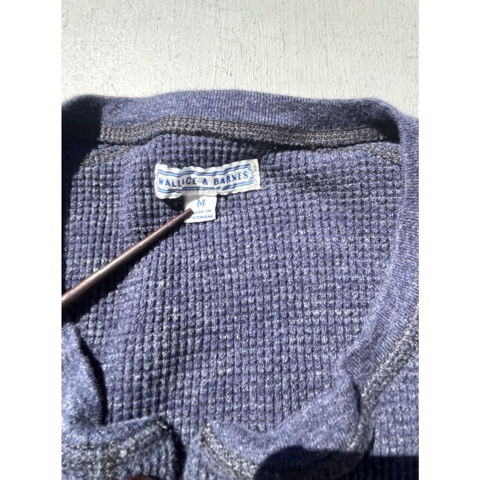 Wallace & Barnes Men's Wallace and Barnes Shirt Blue Henley M Waffle Knit Preppy Classic J Crew T-Shirt Size US M / EU 48-50 / 2 - 3 Thumbnail