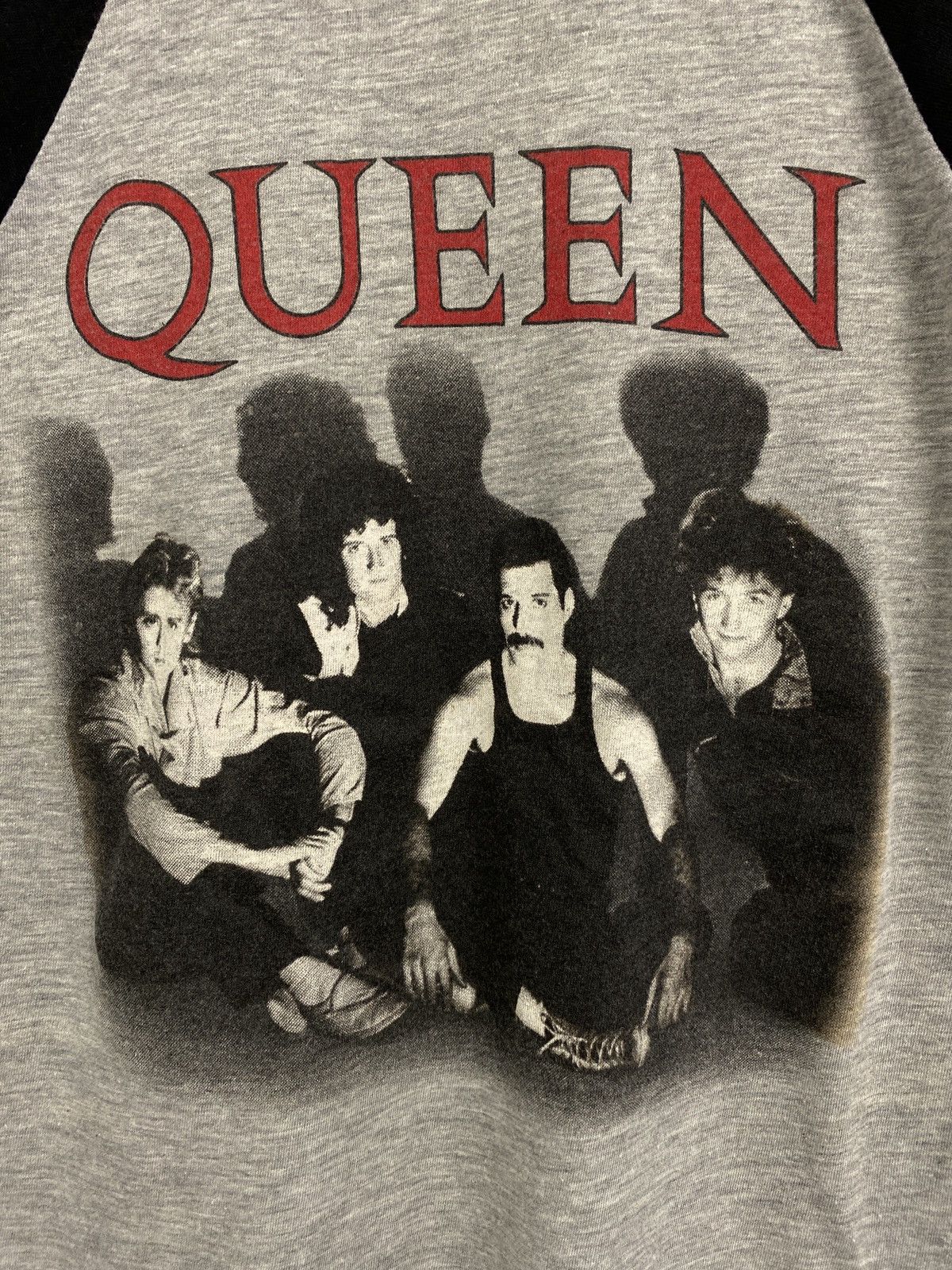 Band Tees 🇬🇧 Vintage 1984 Queen Freddie Mercury Rare T-Shirt Retro Hype Size US M / EU 48-50 / 2 - 5 Thumbnail