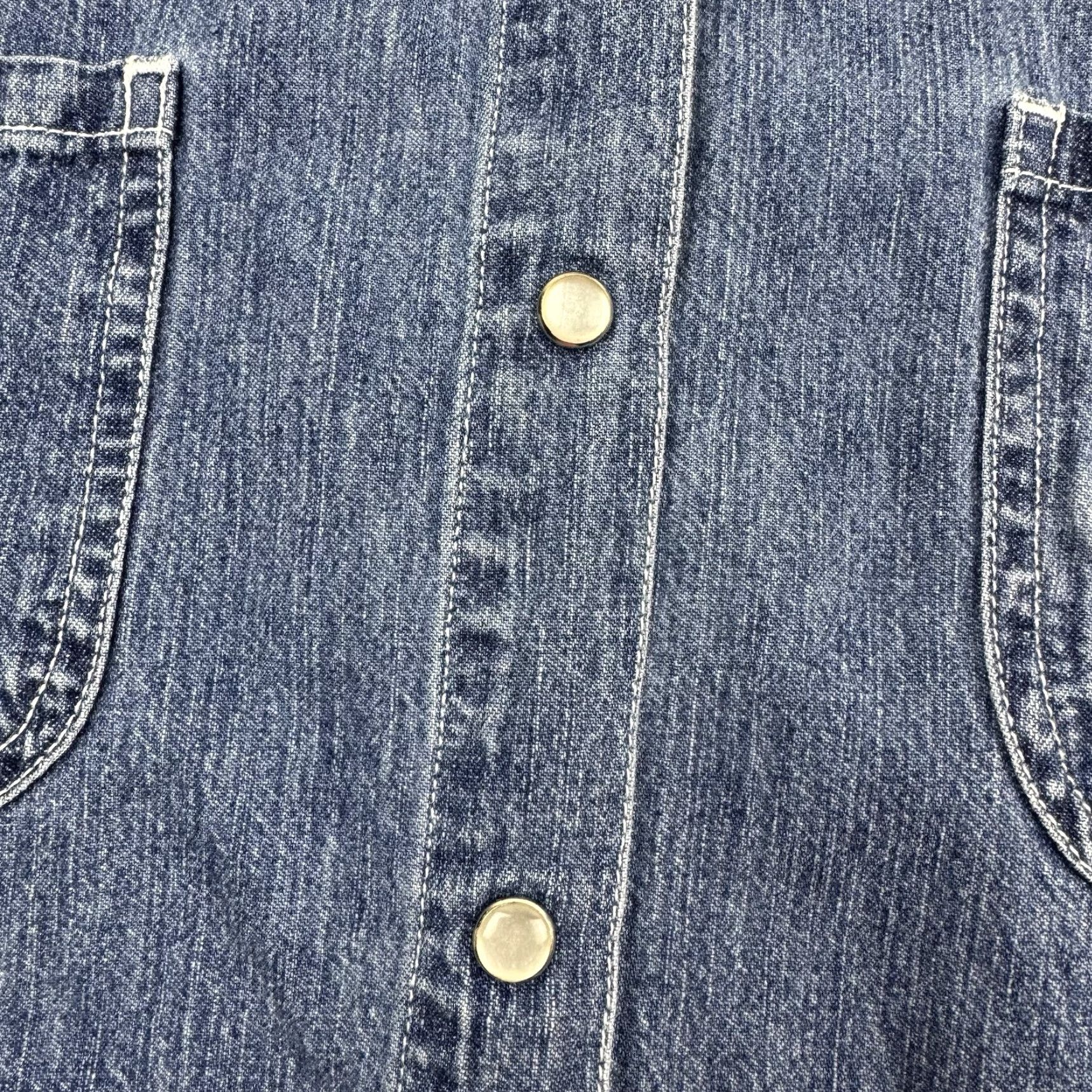 Disney VINTAGE Disney Winnie The Pooh Denim Snap Up Shirt Womens L Blue 90s Casual Button-Up 100% Cotton Disney Store Accessories Women Size L / US 10 / IT 46 - 6 Thumbnail