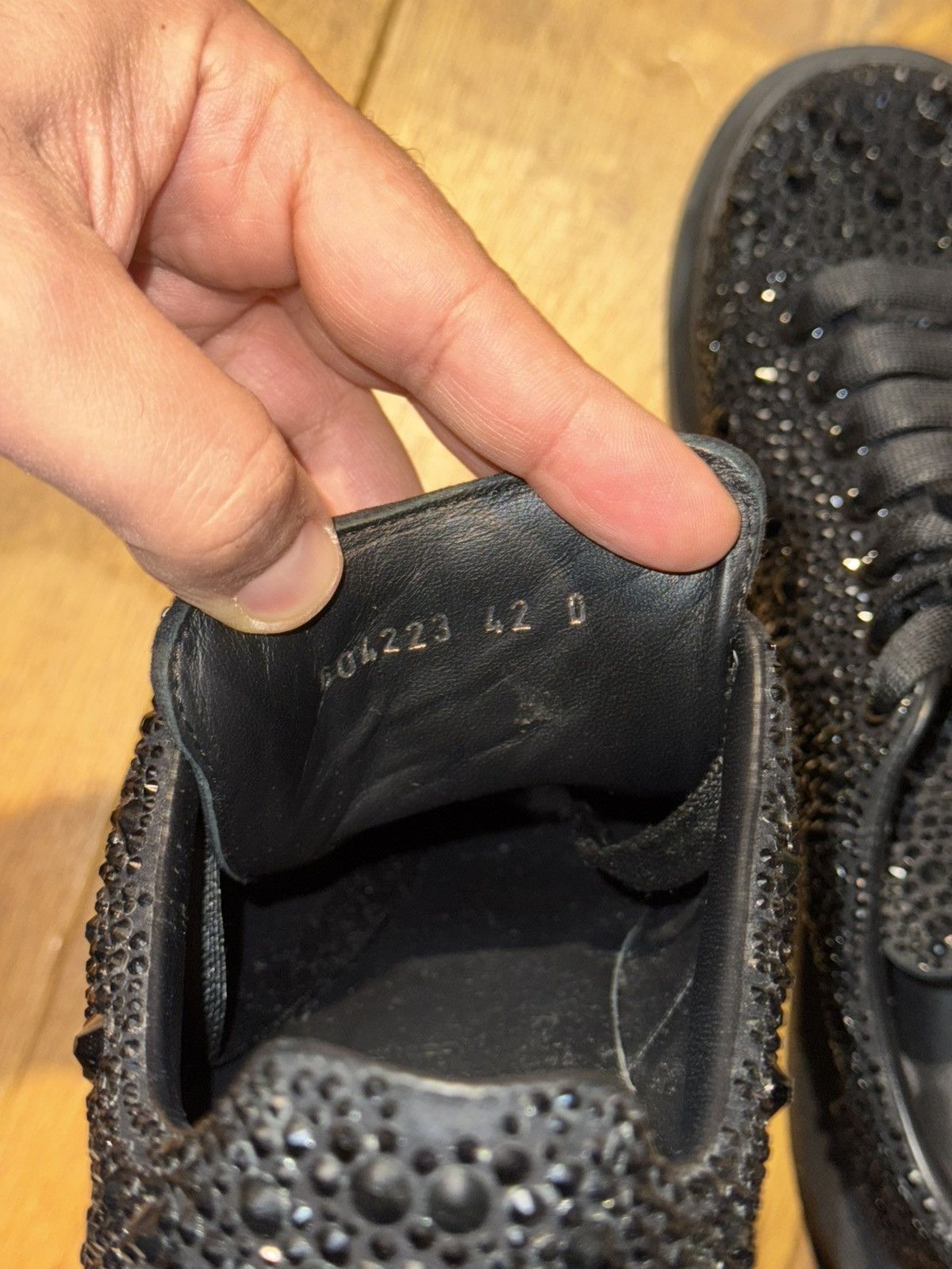 Alexander McQueen Triple Black Strass Larry Crystal-Embellished Sneakers Size US 9 / EU 42 - 13 Thumbnail