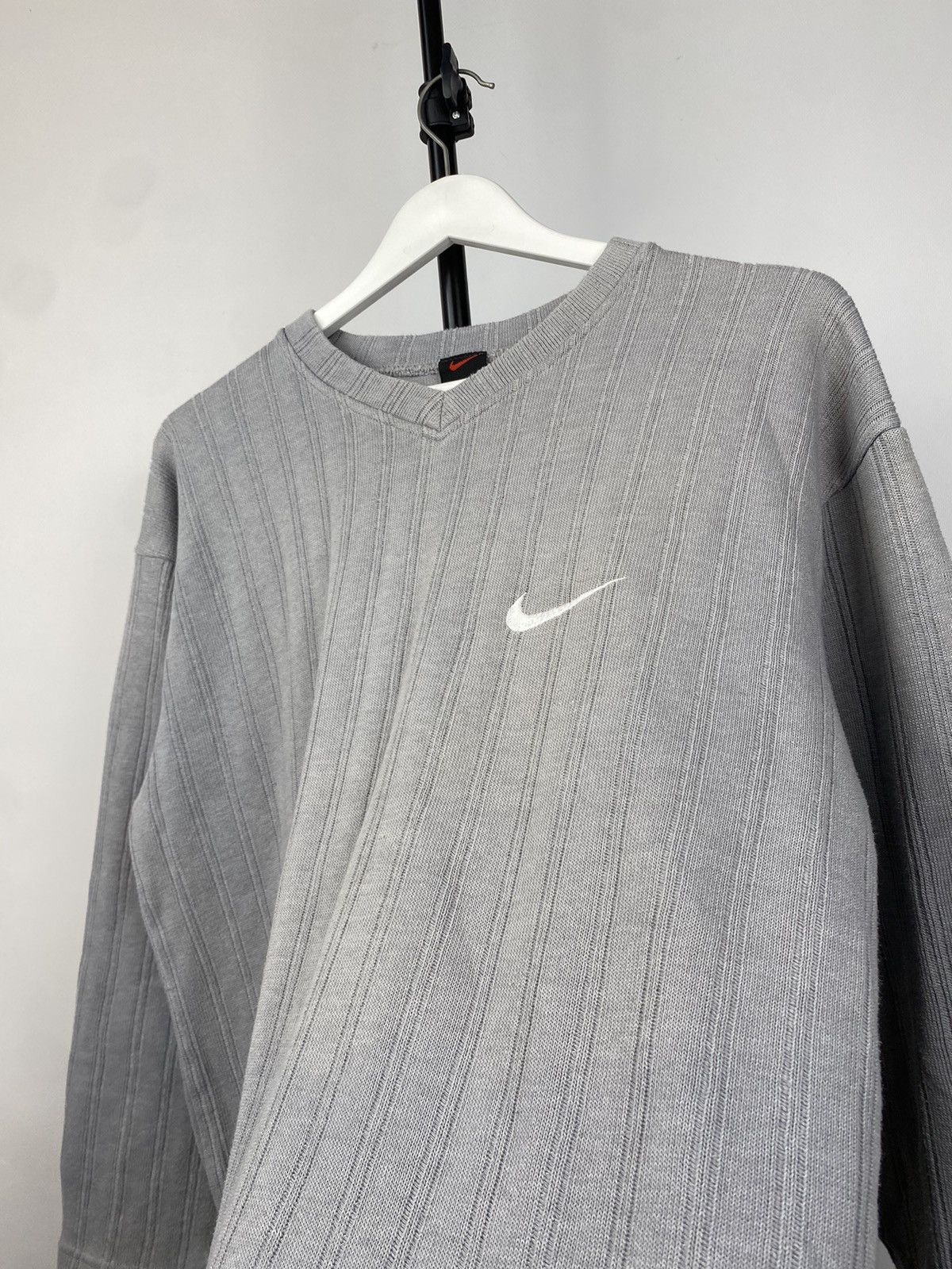 Nike × Vintage Vintage 90s Nike V-Neck sweatshirt sweater Size US M / EU 48-50 / 2 - 6 Thumbnail