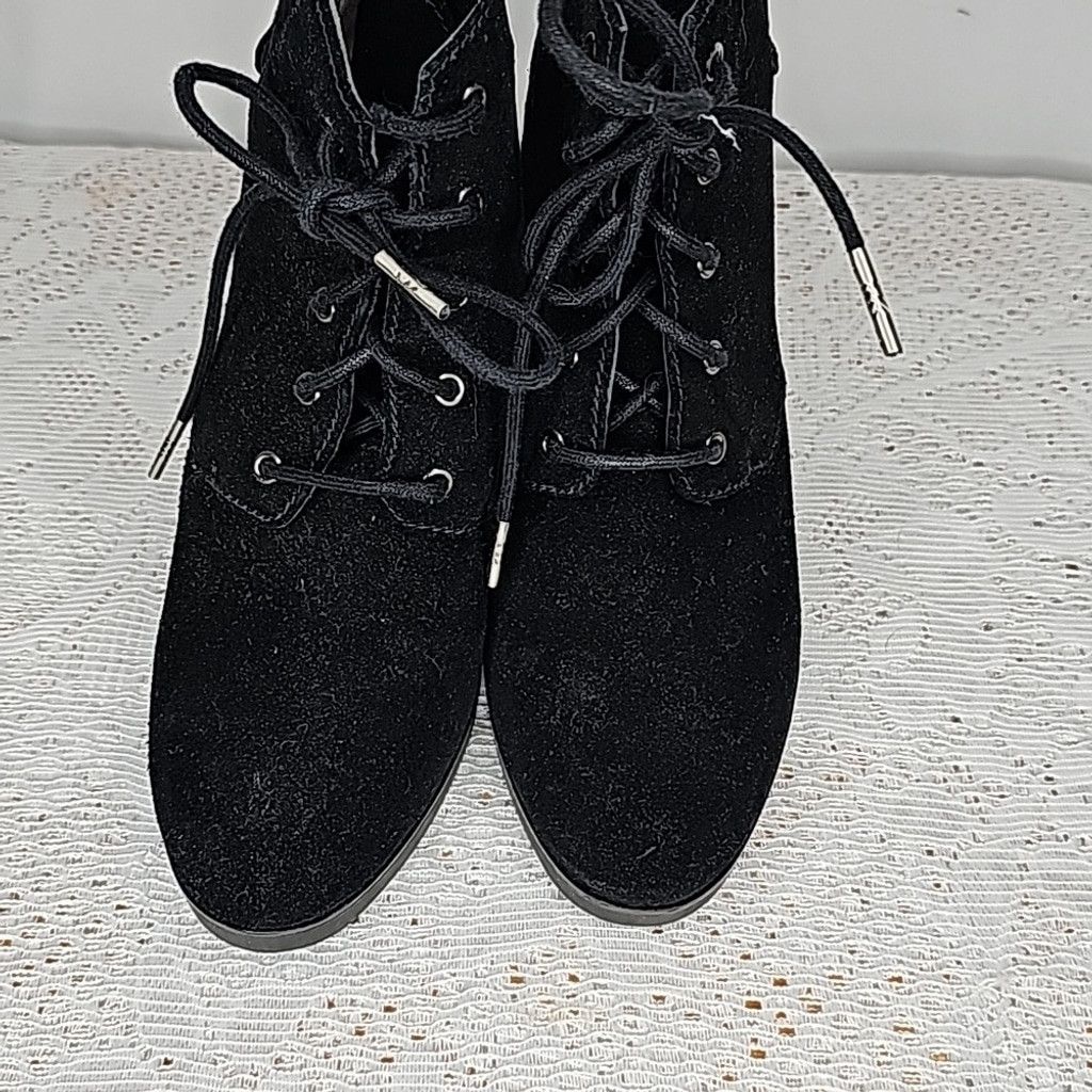 Michael Kors Michael Michael Kors Carrigan leather wedge ankle boots sz 7 Size US 7 / IT 37 - 4 Thumbnail