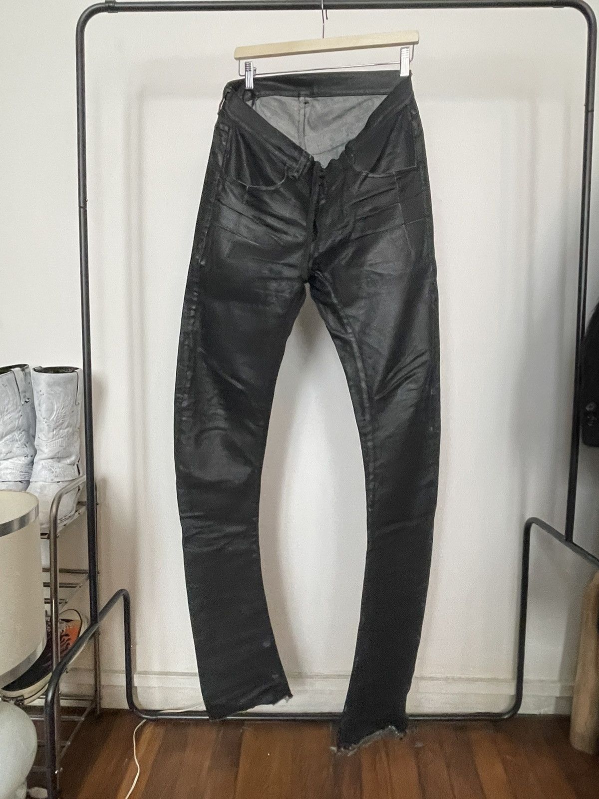 Boris Bidjan Saberi Boris Bidjan Saberi p13 raw edge Size US 32 / EU 48 - 1 Thumbnail