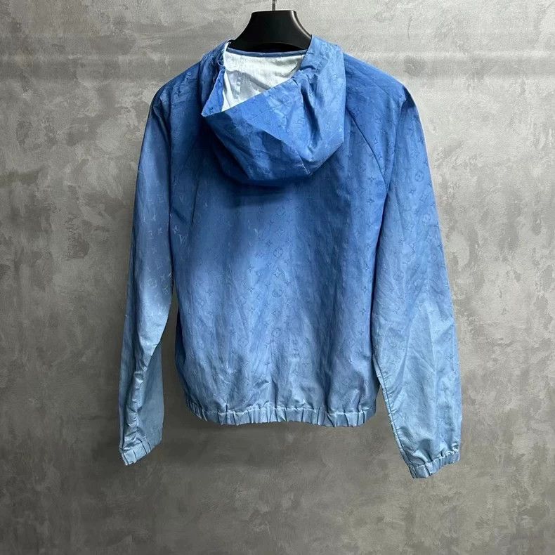 Louis Vuitton Louis Vuitton Blue sky and white clouds printed full patte Size US M / EU 48-50 / 2 - 2 Thumbnail
