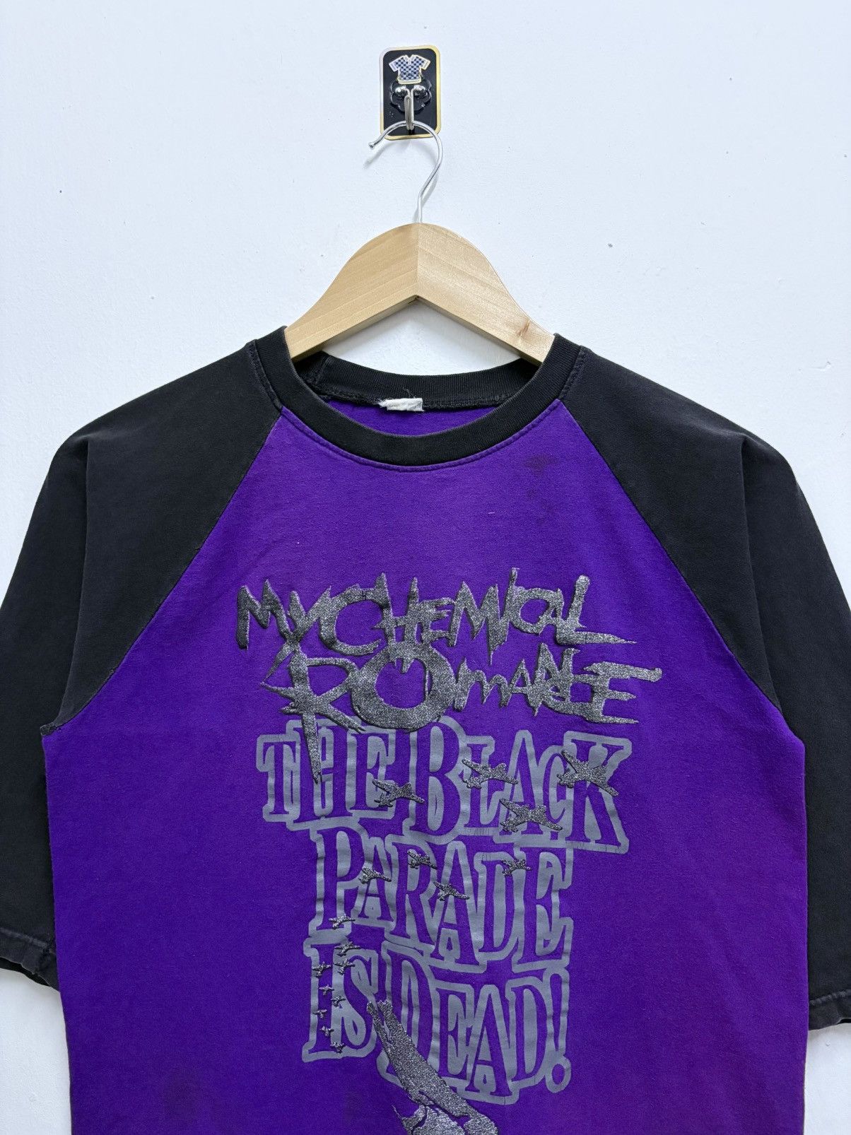 Band Tees 2000's MCR - The Black Parade is Dead Raglan L/S T-Shirt Size M / US 6-8 / IT 42-44 - 3 Thumbnail