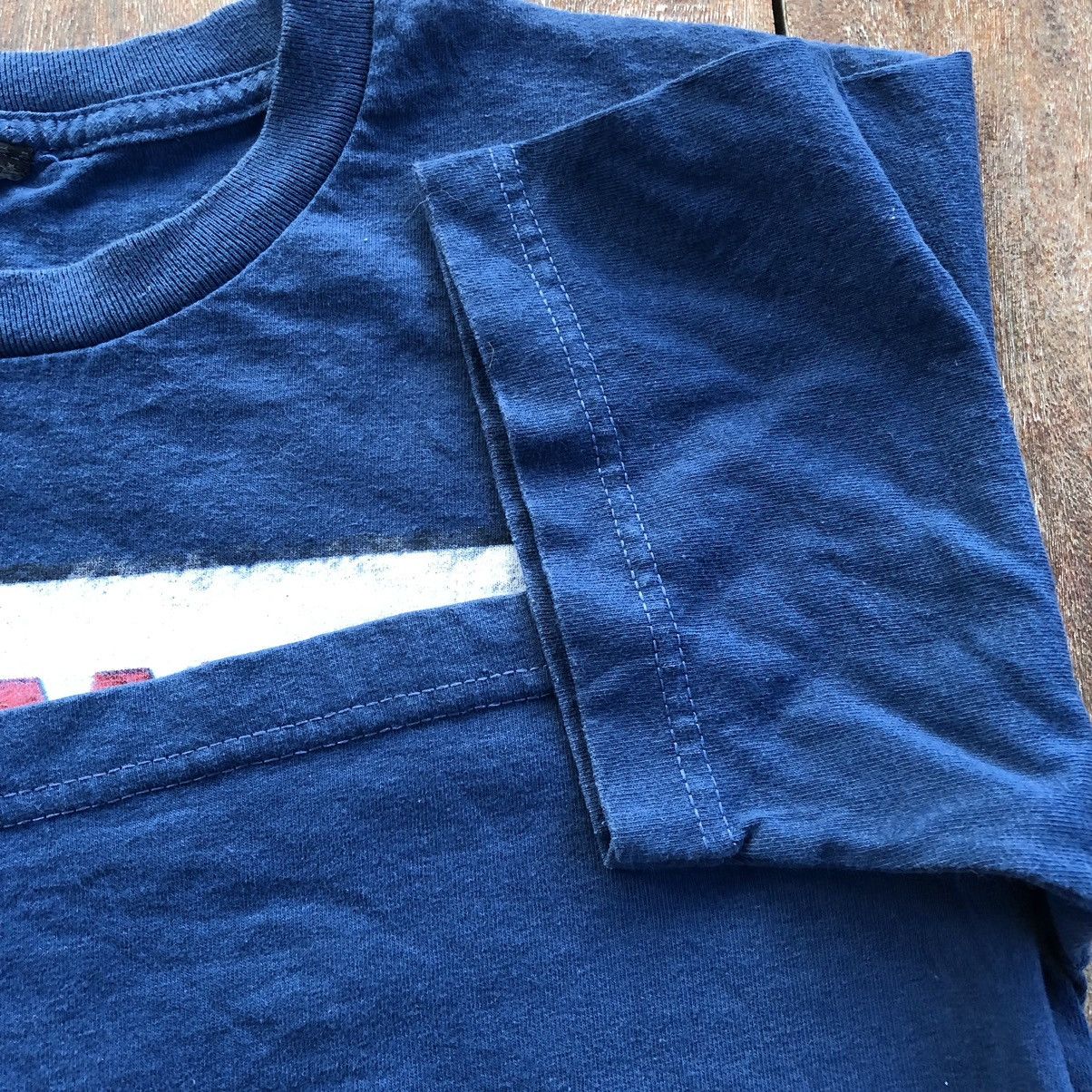 Band Tees Vintage Jaws Movie Rare T Shirt Size US S / EU 44-46 / 1 - 5 Thumbnail