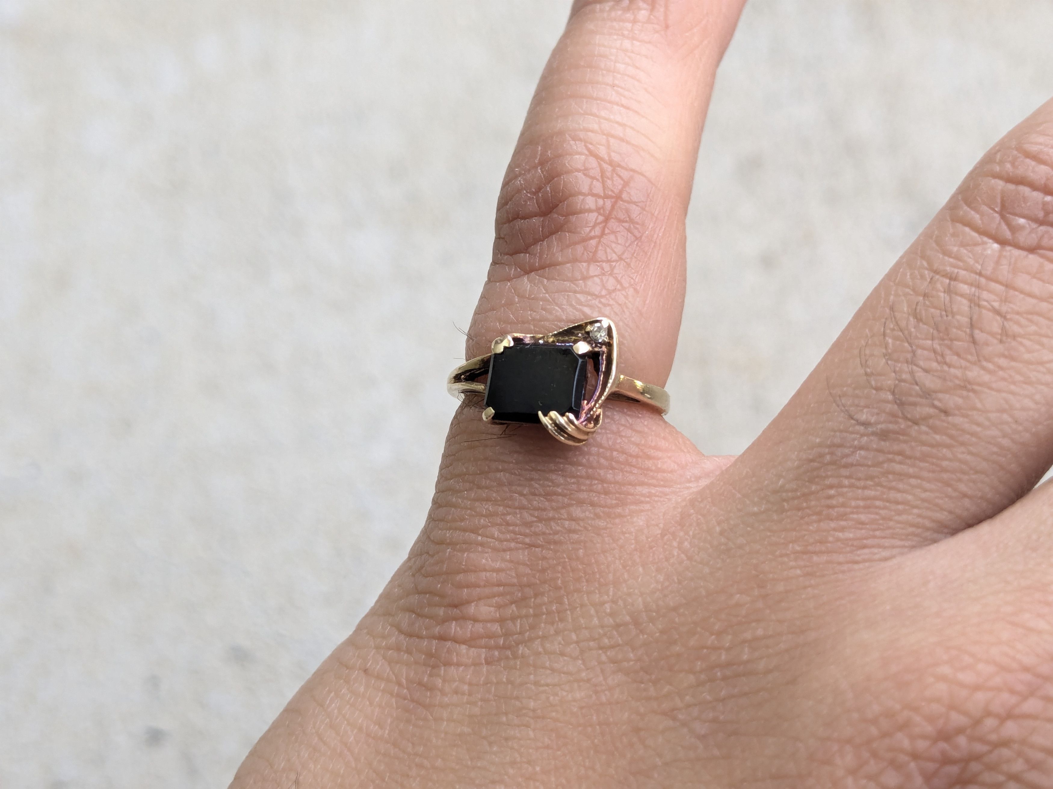 Jewelry × Vintage 10k Yellow Gold Ring Black Onyx Diamond 5.75 Size ONE SIZE - 9 Thumbnail