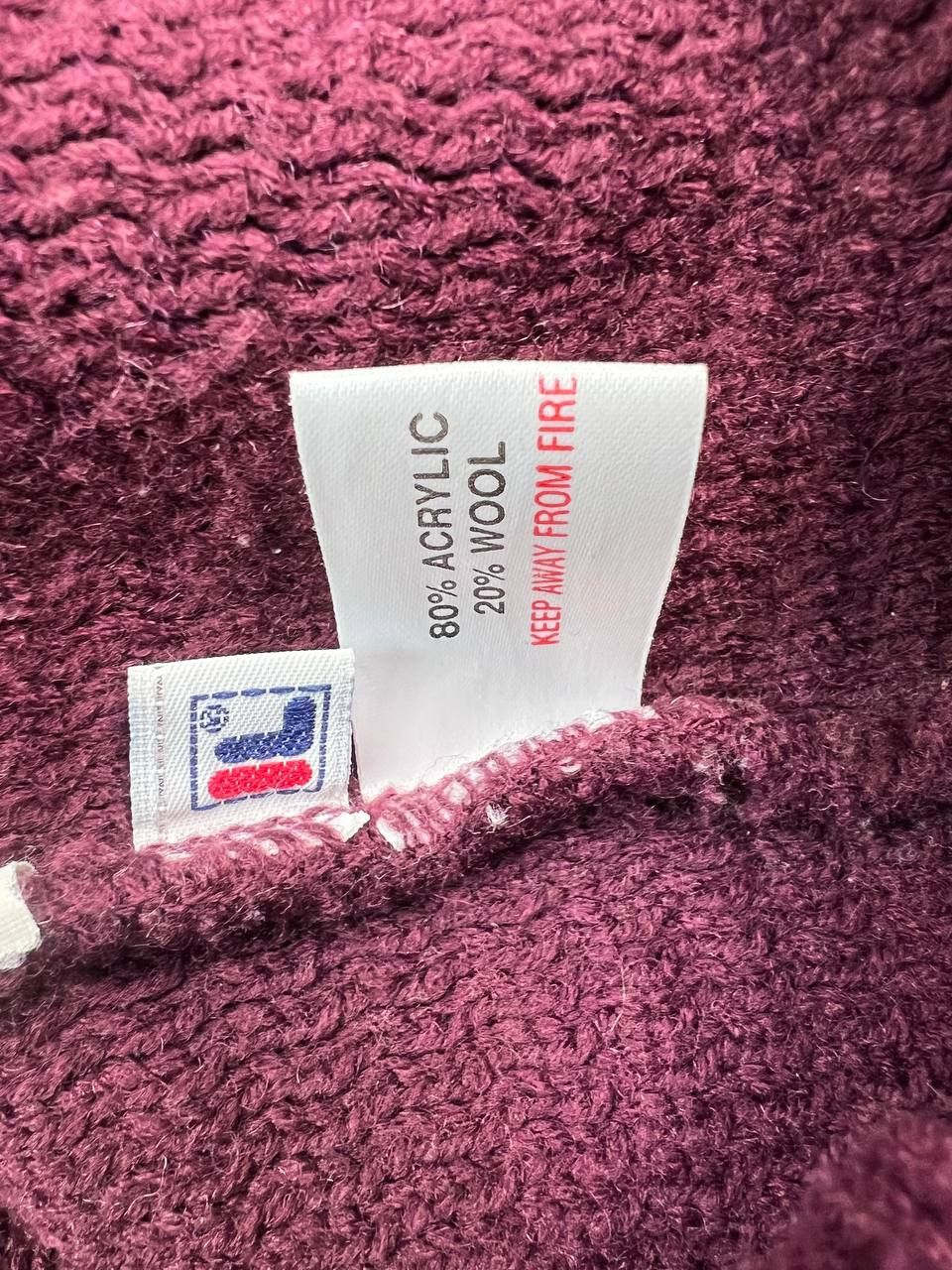 Fila Fila West Ham United Vintage Knit Sweater Claret Crewneck L Size US L / EU 52-54 / 3 - 3 Thumbnail