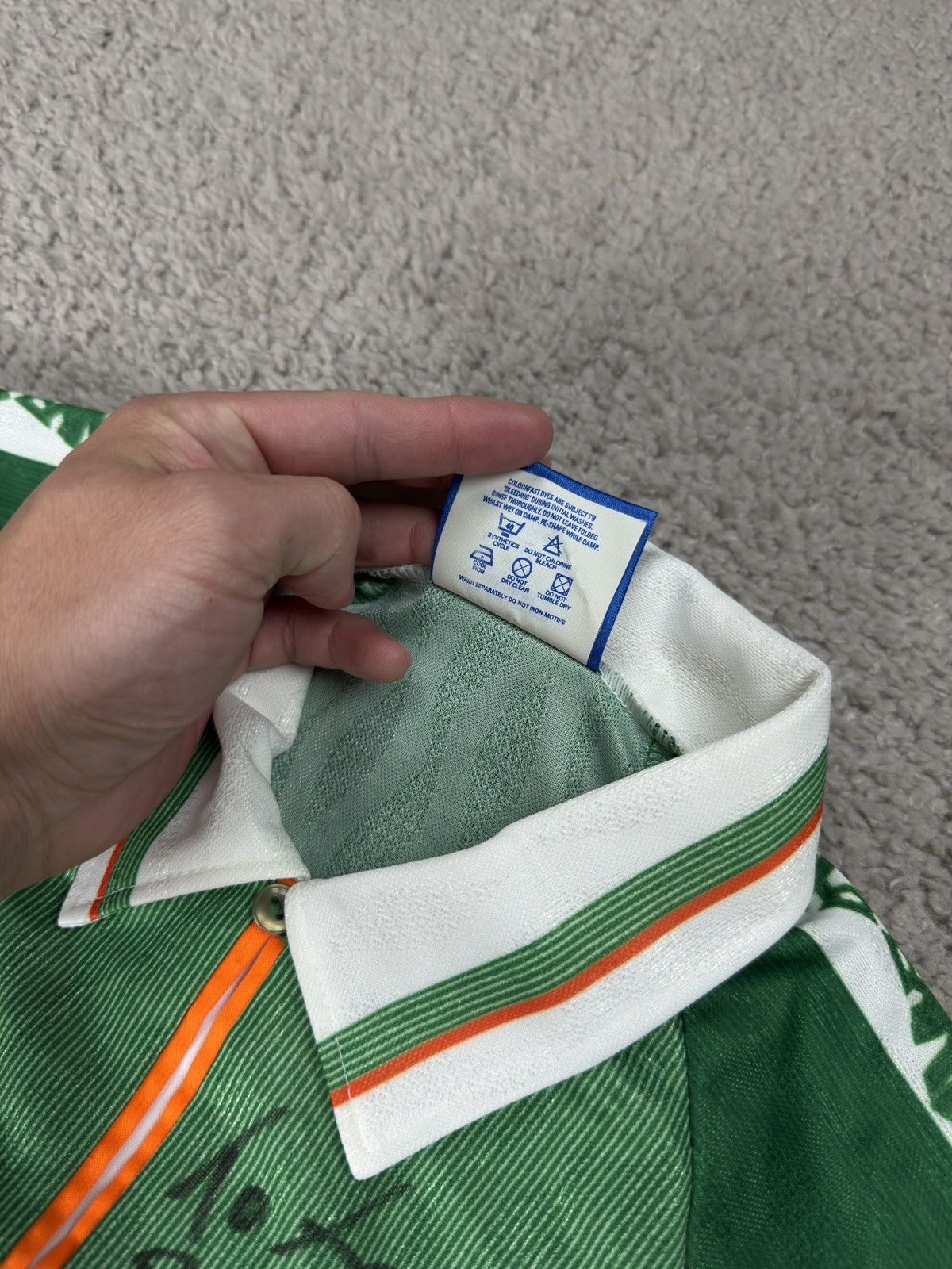 Umbro × Vintage Vintage Ireland Home Shirt 96–98 Signed Umbro Opel Size US XL / EU 56 / 4 - 6 Thumbnail