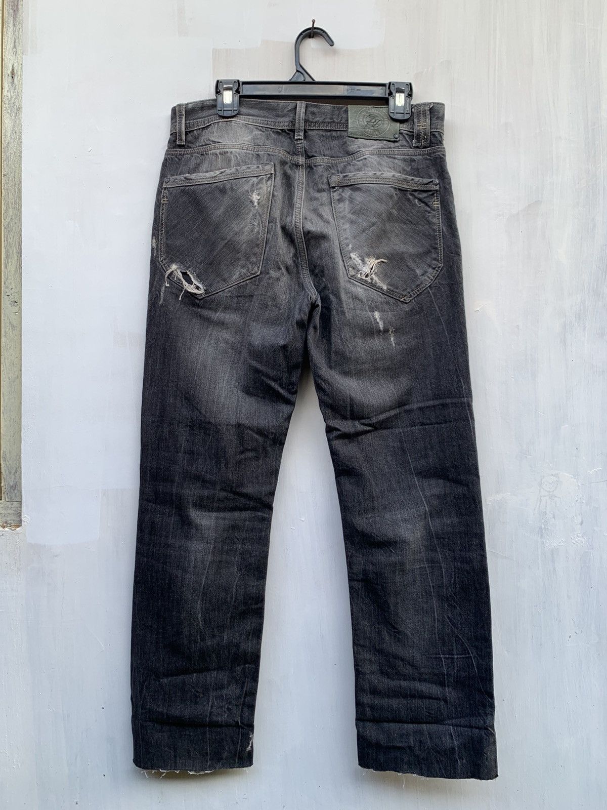If Six Was Nine Zara ripped distressed jeans Size US 32 / EU 48 - 3 Thumbnail