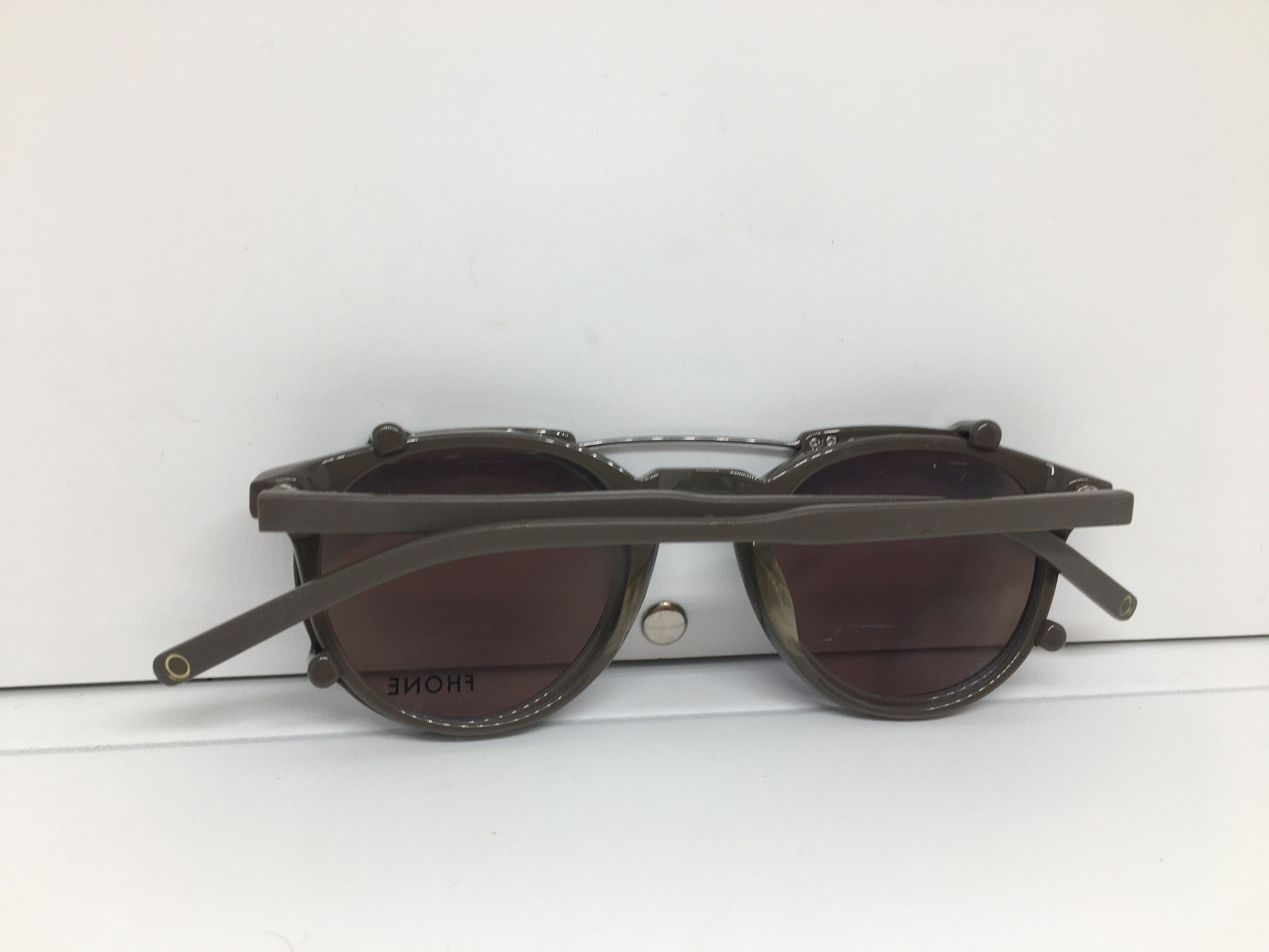 Other Fhone Keyhole Bridge RX Eyeglasses Sunglasses w/clip Size ONE SIZE - 9 Thumbnail
