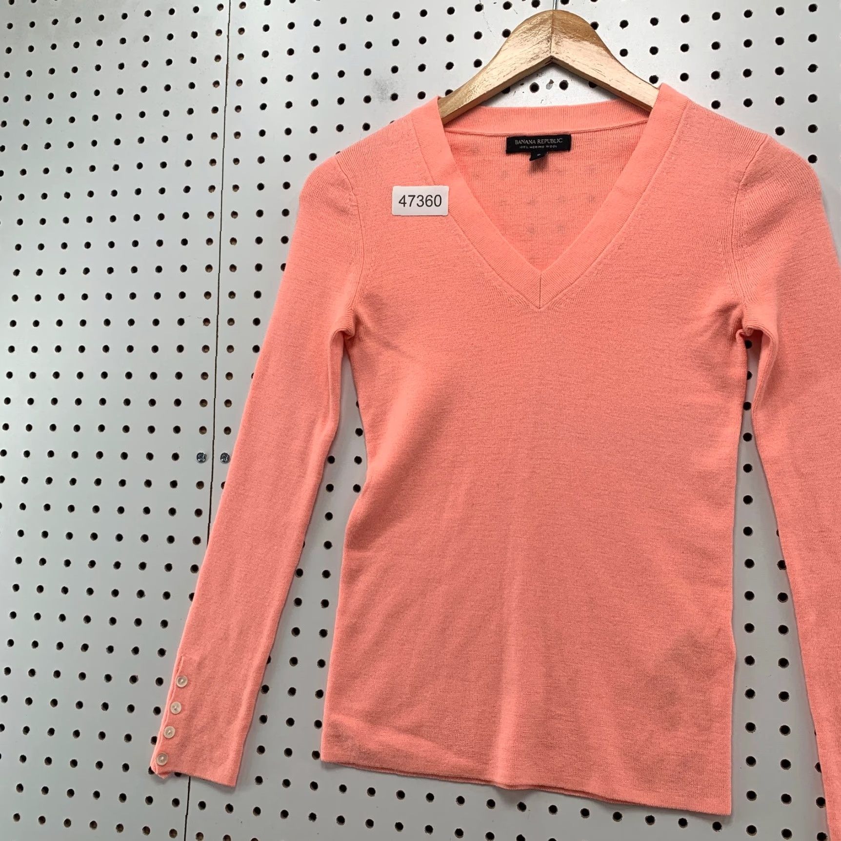 Banana Republic Banana Republic 100% Merino Wool Sweater Womens Small Pink V Neck Lightweight Pullover Sweater Size S / US 4 / IT 40 - 4 Thumbnail