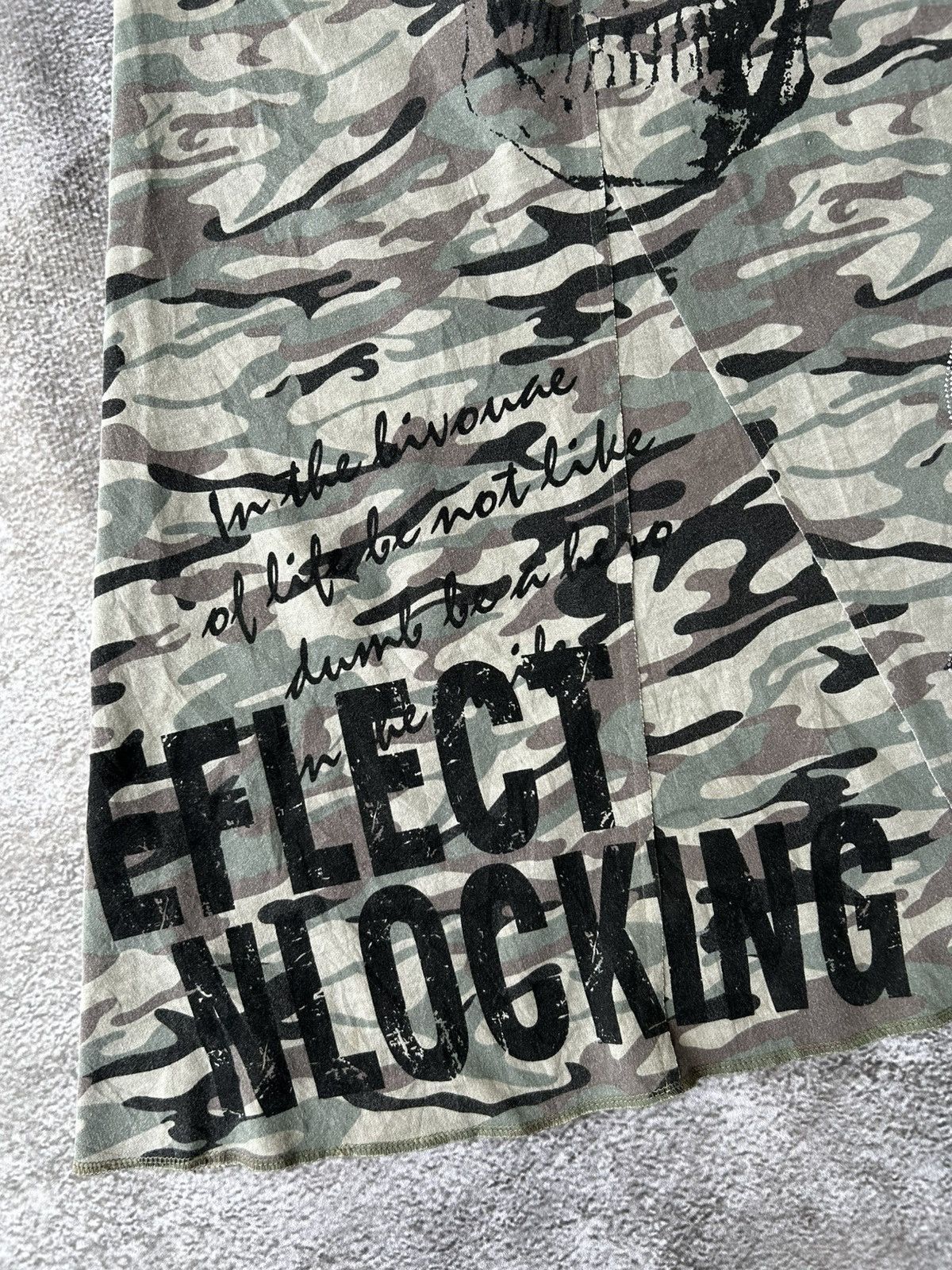 Japanese Brand Japanese Skirt Camo Skull Poem Style M.K.R Size 36" / US 14 / IT 50 - 5 Thumbnail