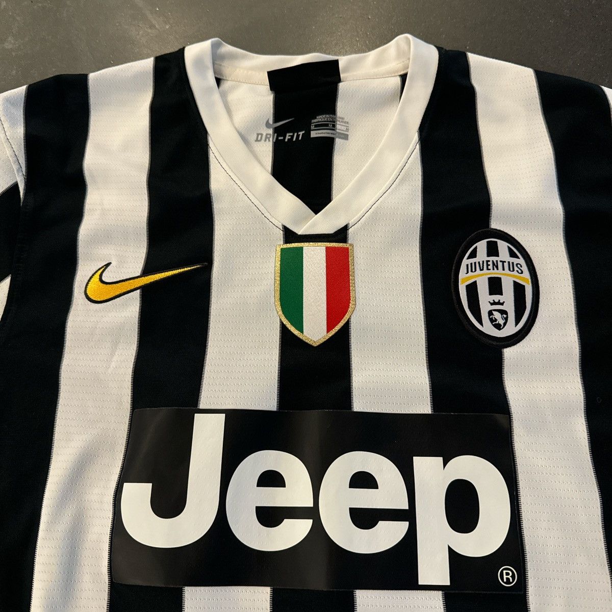 Nike Authentic Nike Juventus 2018/19 Jersey Size US M / EU 48-50 / 2 - 2 Thumbnail