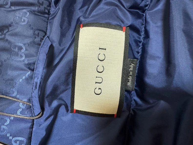 Gucci GucciPopular dark flower GG full logo down vest 2503-Nextar Size US S / EU 44-46 / 1 - 3 Thumbnail
