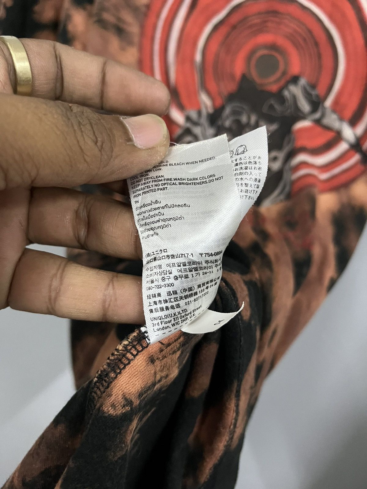 Uniqlo Custom tee Size US M / EU 48-50 / 2 - 6 Thumbnail