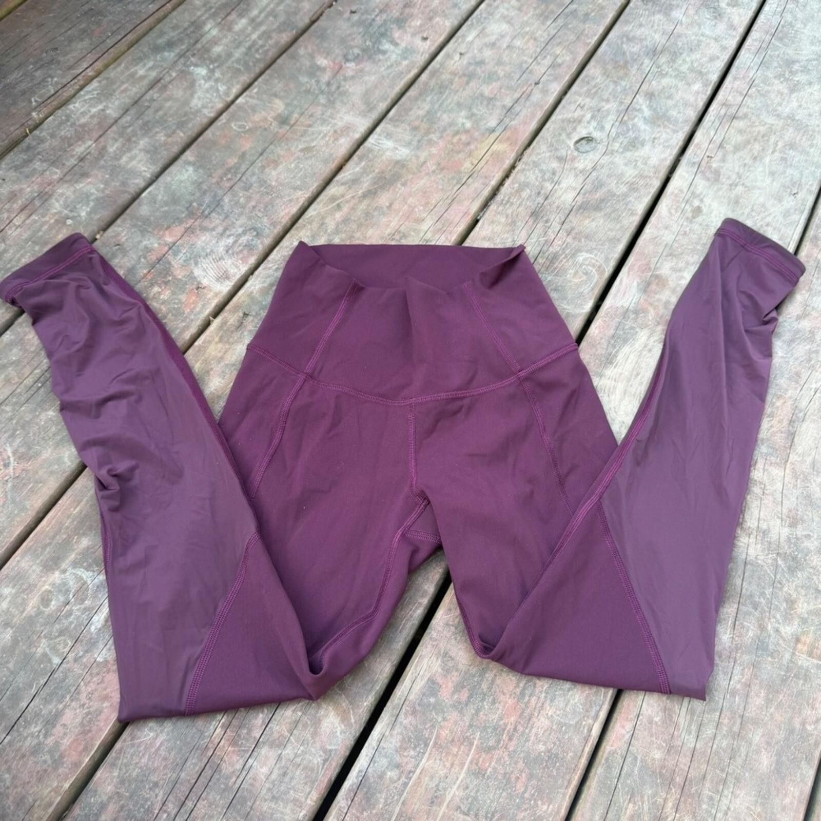 Lululemon Lululemon High Rise Mesh Panel Leggings Size 26" / US 2 / IT 38 - 2 Thumbnail