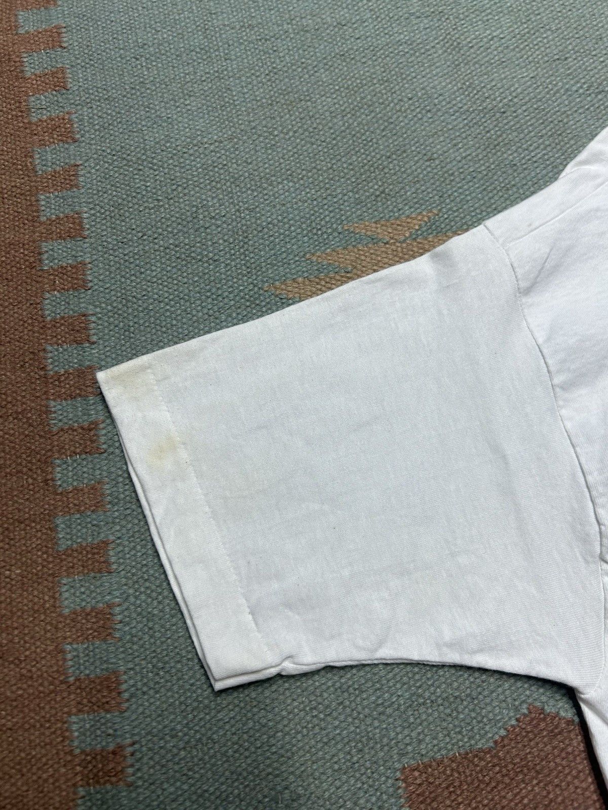 Vintage Vtg 90s blank white t shirt fruit the loom DEADSTOCK large Size L / US 10 / IT 46 - 11 Thumbnail