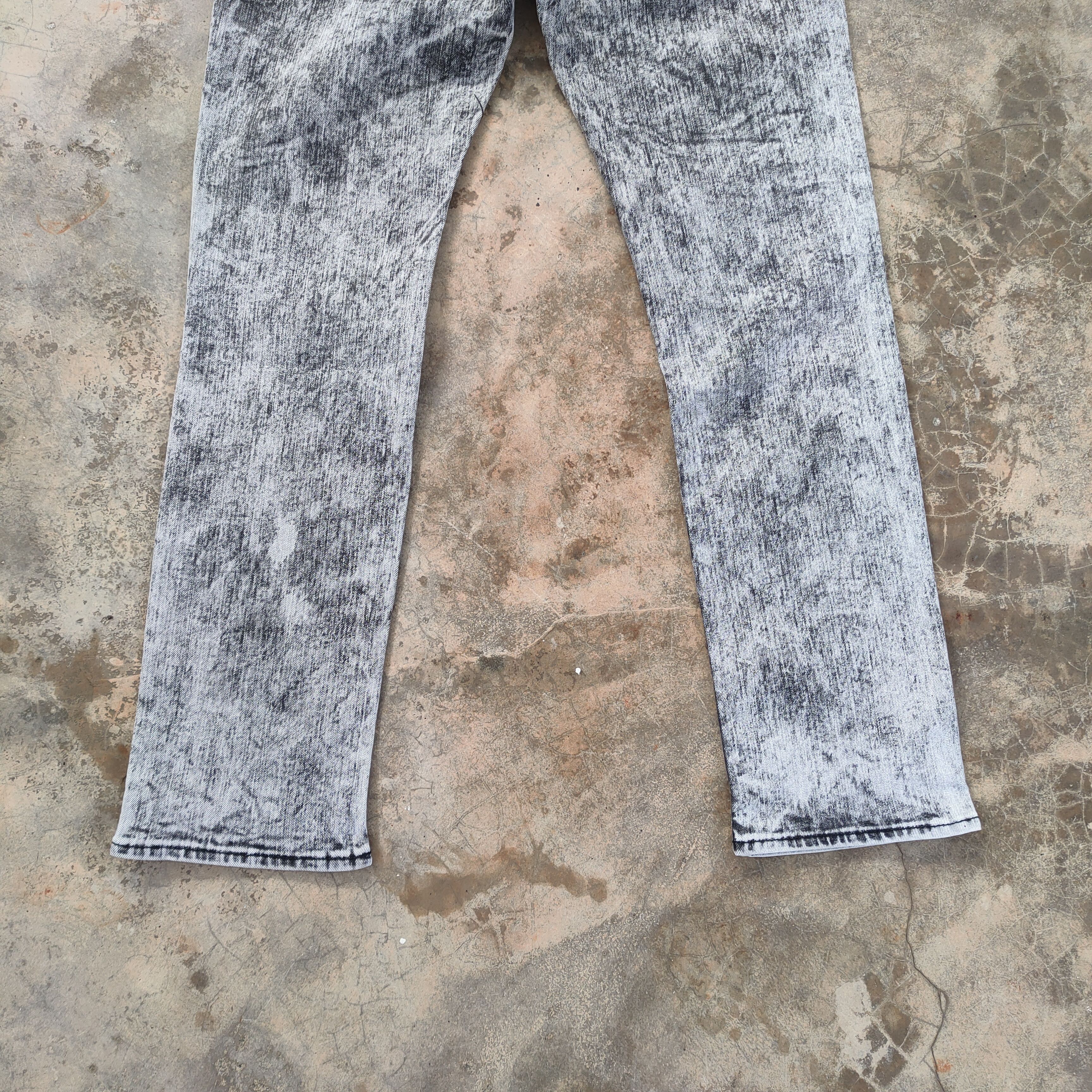 Roots VINTAGE ROOT THREE SKINNY FADED DISTRESSED JEANS PANTS Size US 33 - 10 Thumbnail