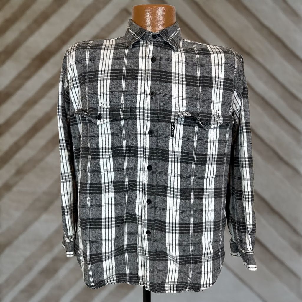 Levi's VINTAGE Levi's Sutter Creek Shirt Men M Plaid Cotton Button-Up Black Casual 80s 90s Grunge Hipster Mens Size US M / EU 48-50 / 2 - 1 Thumbnail