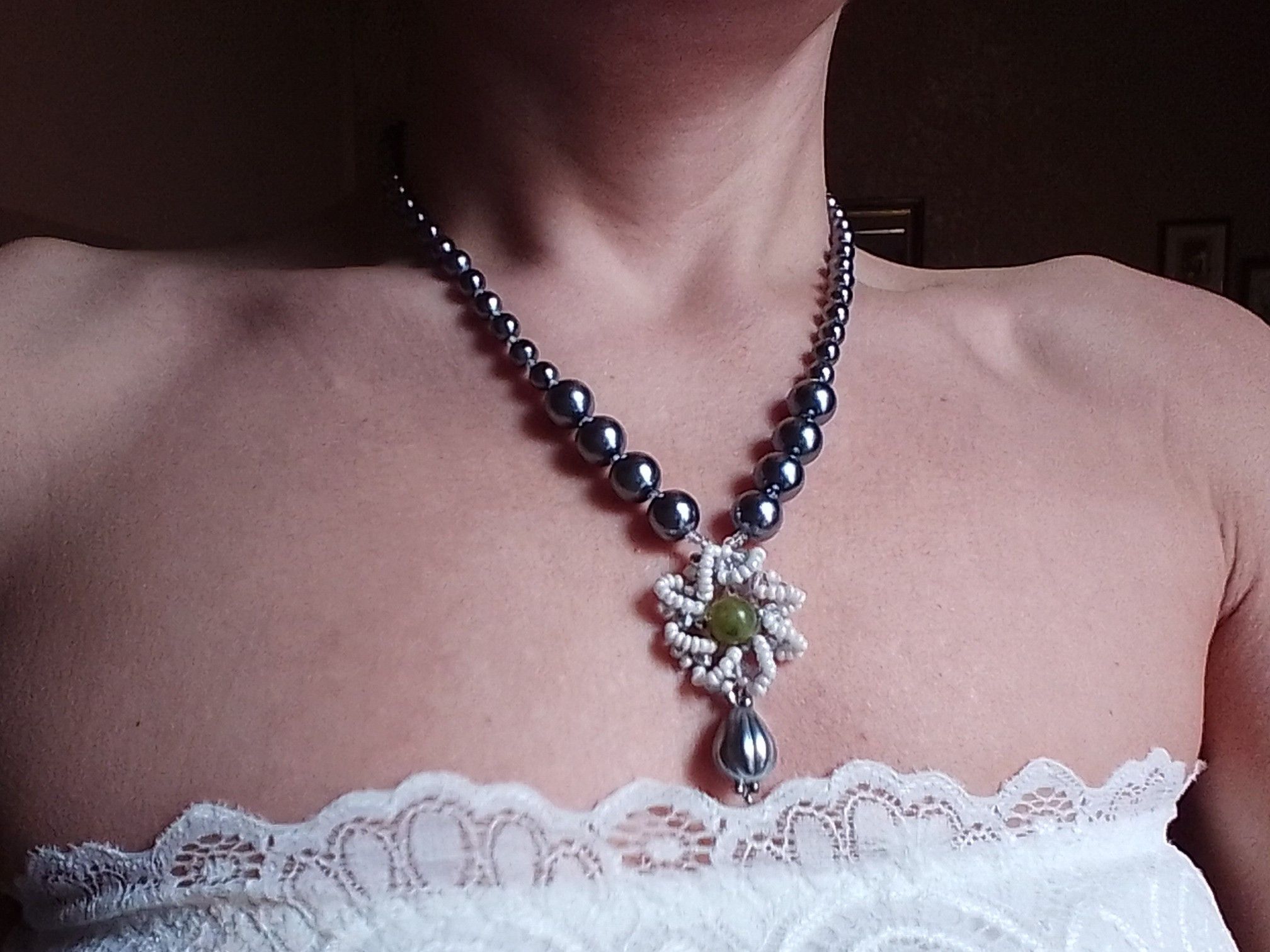 Handmade Necklace Vintage Styles Gray Pearls Pendant Green Jade gem Size ONE SIZE - 2 Thumbnail
