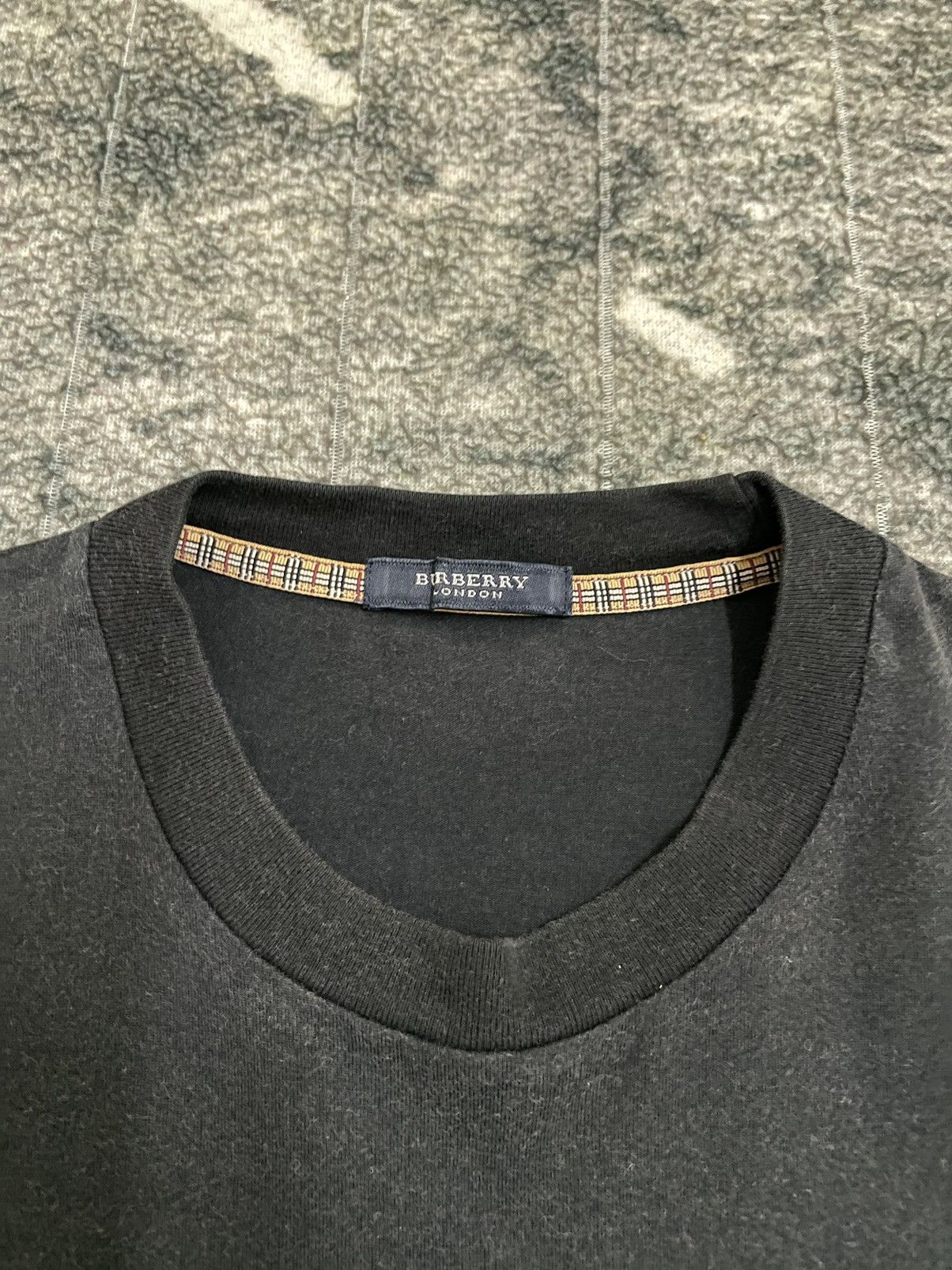 Burberry × Vintage VINTAGE BURBERRY LONDON PLAIN TEE Size US M / EU 48-50 / 2 - 3 Thumbnail