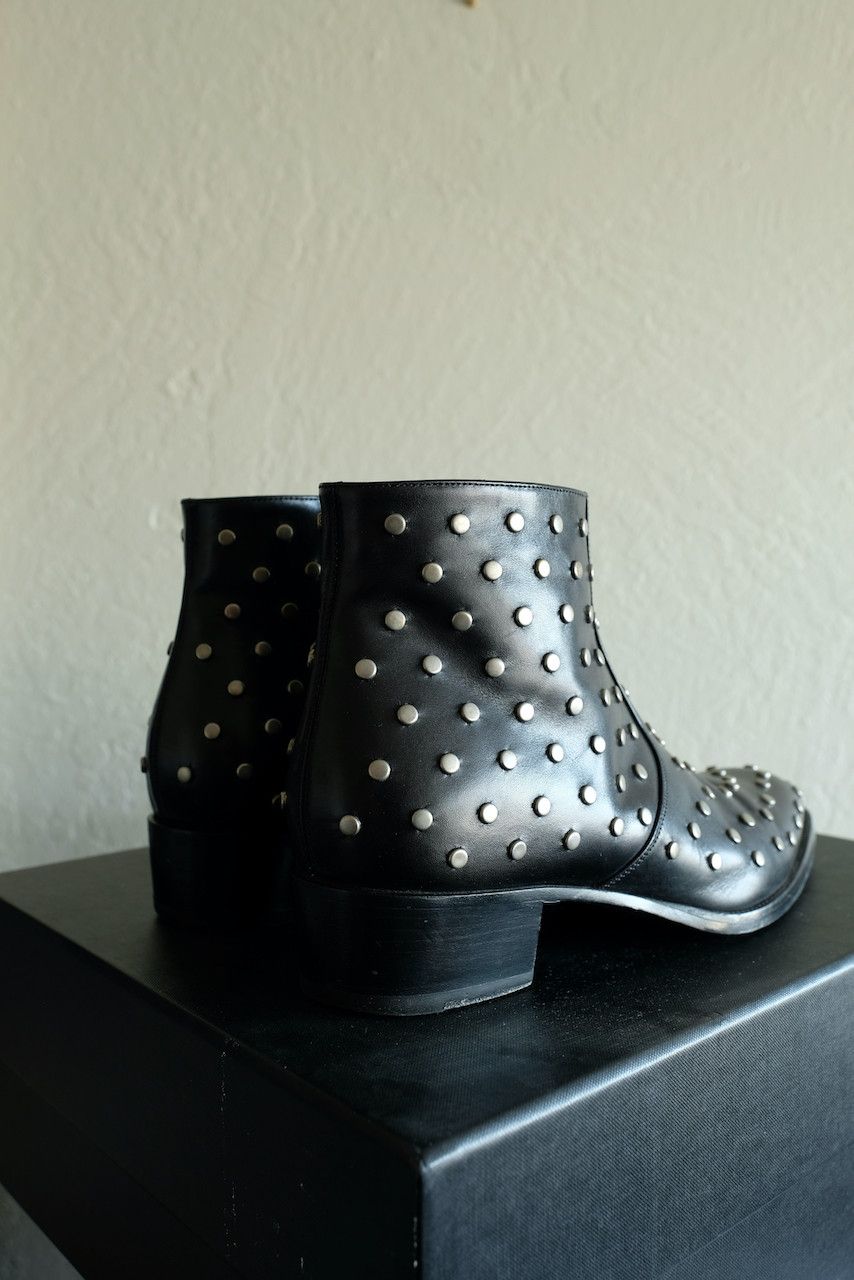 Hedi Slimane × Saint Laurent Paris Saint Laurent Paris Studded Wyatt Chelsea Boots Leather 42 9 Size US 9 / EU 42 - 4 Thumbnail