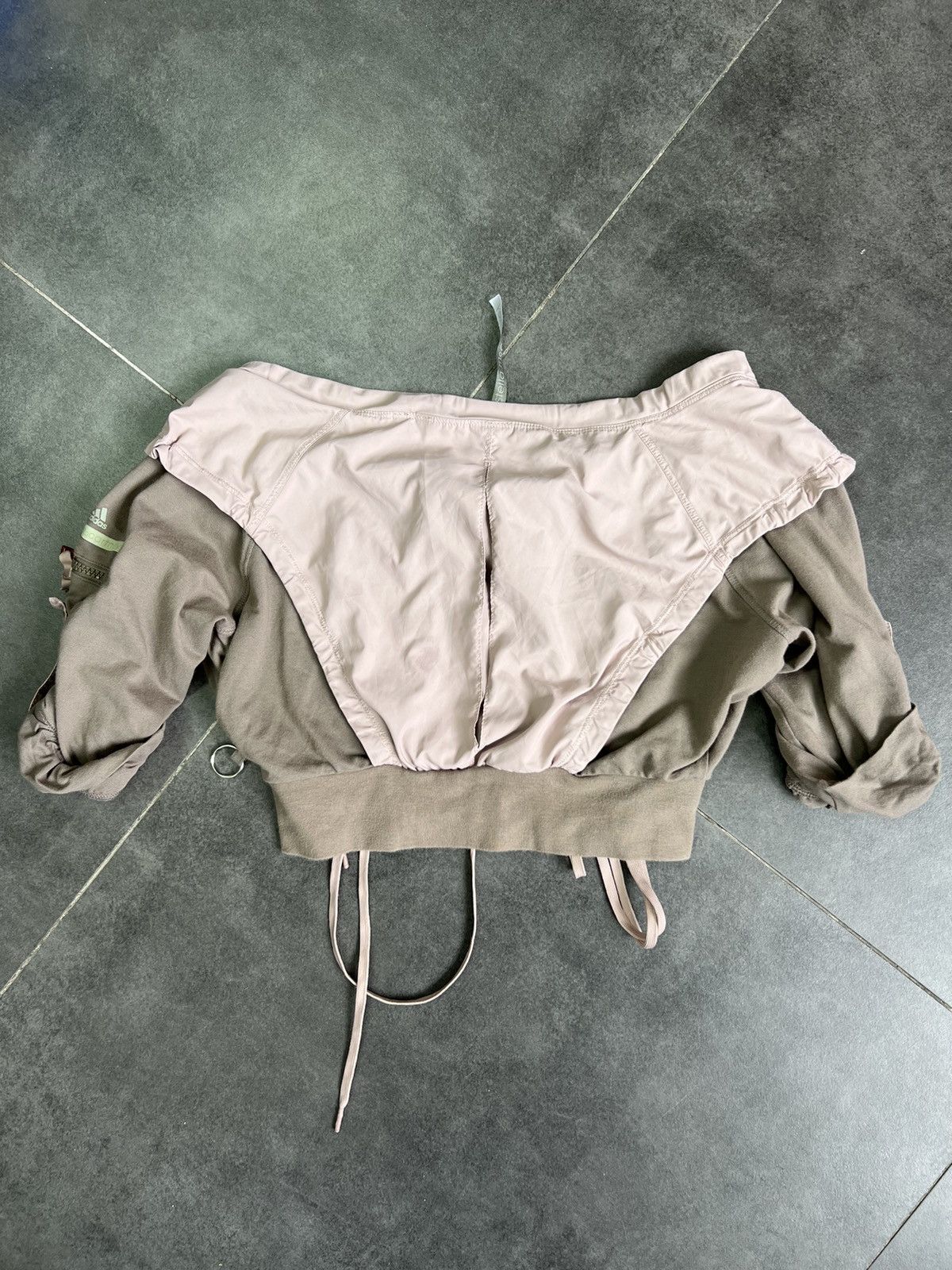 Adidas × Stella McCartney Stella McCartney Adidas Activewear crop Jacket M Size M / US 6-8 / IT 42-44 - 3 Thumbnail