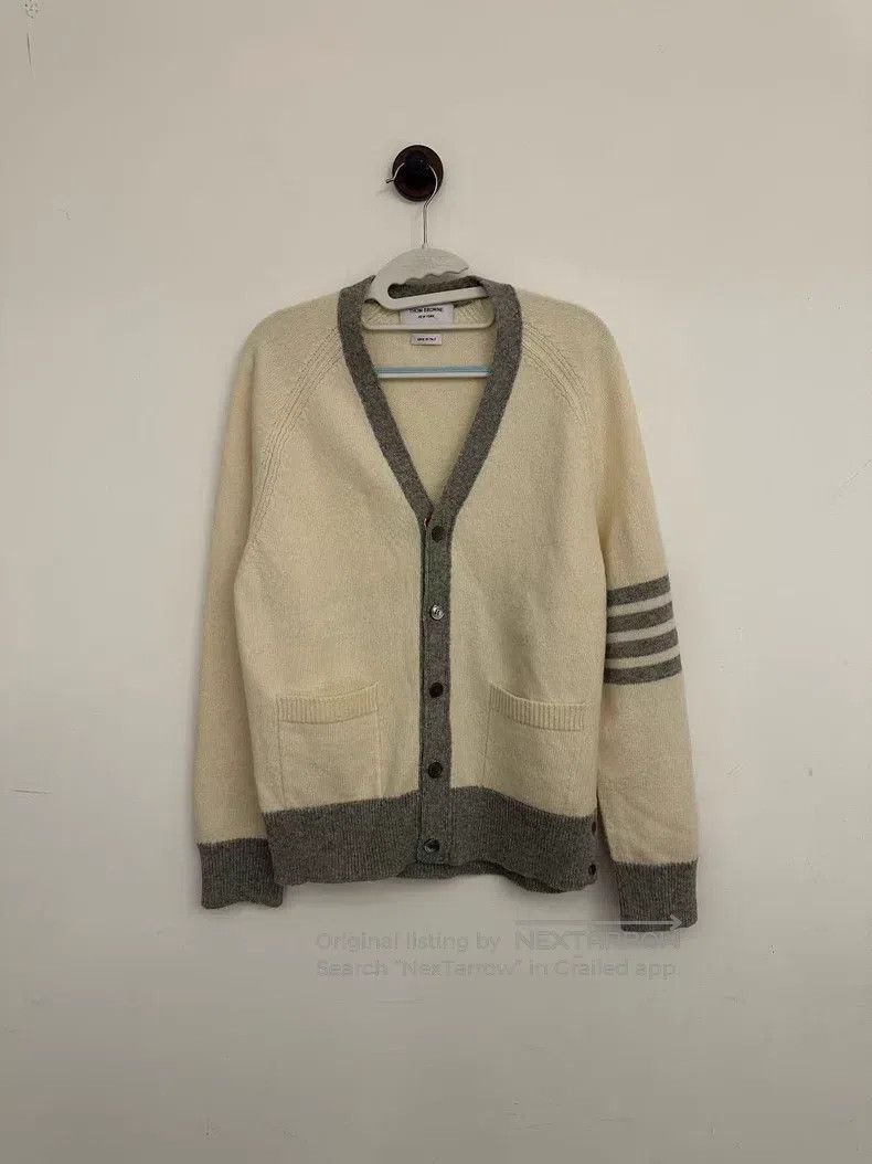 Thom Browne Thom Browne Off-white wool cardigan Size US S / EU 44-46 / 1 - 1 Thumbnail