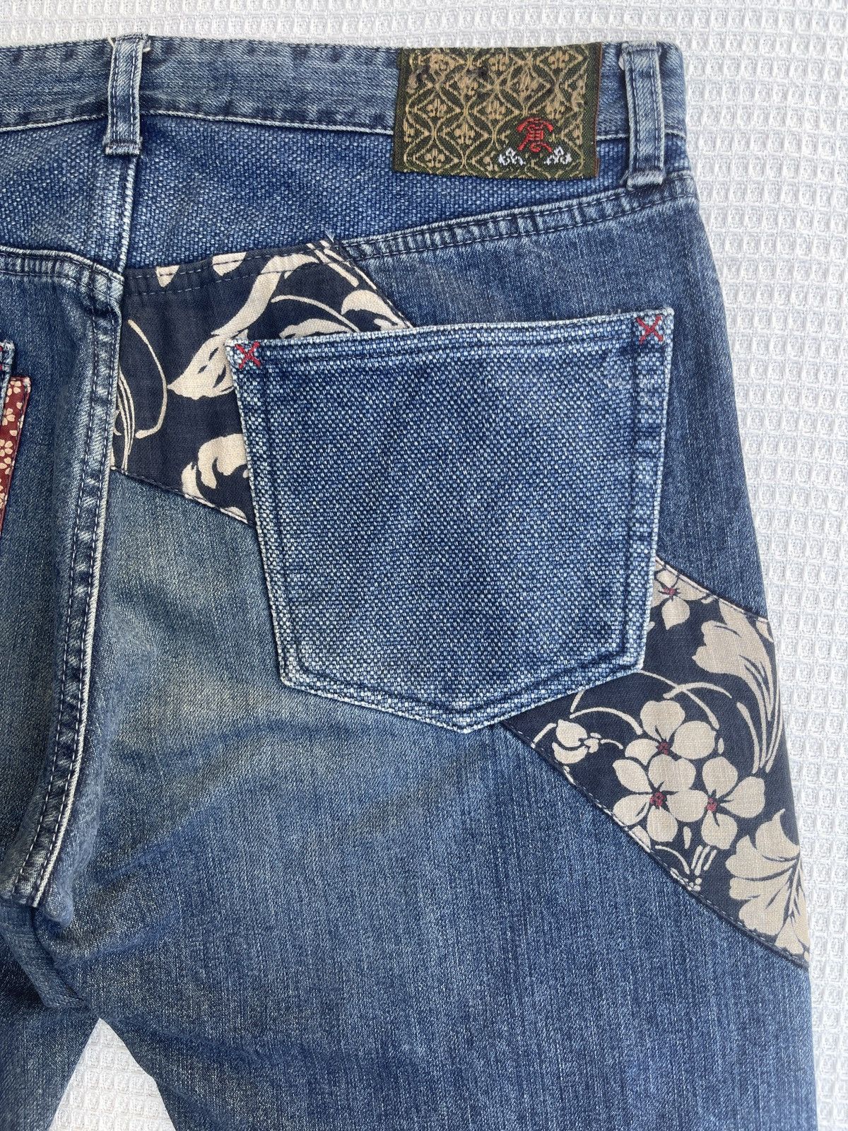 Karakuri Tamashii Last🔥Vtg Japan Brand Eternal Patchwork Jeans Karakuri Style Size US 34 / EU 50 - 6 Thumbnail