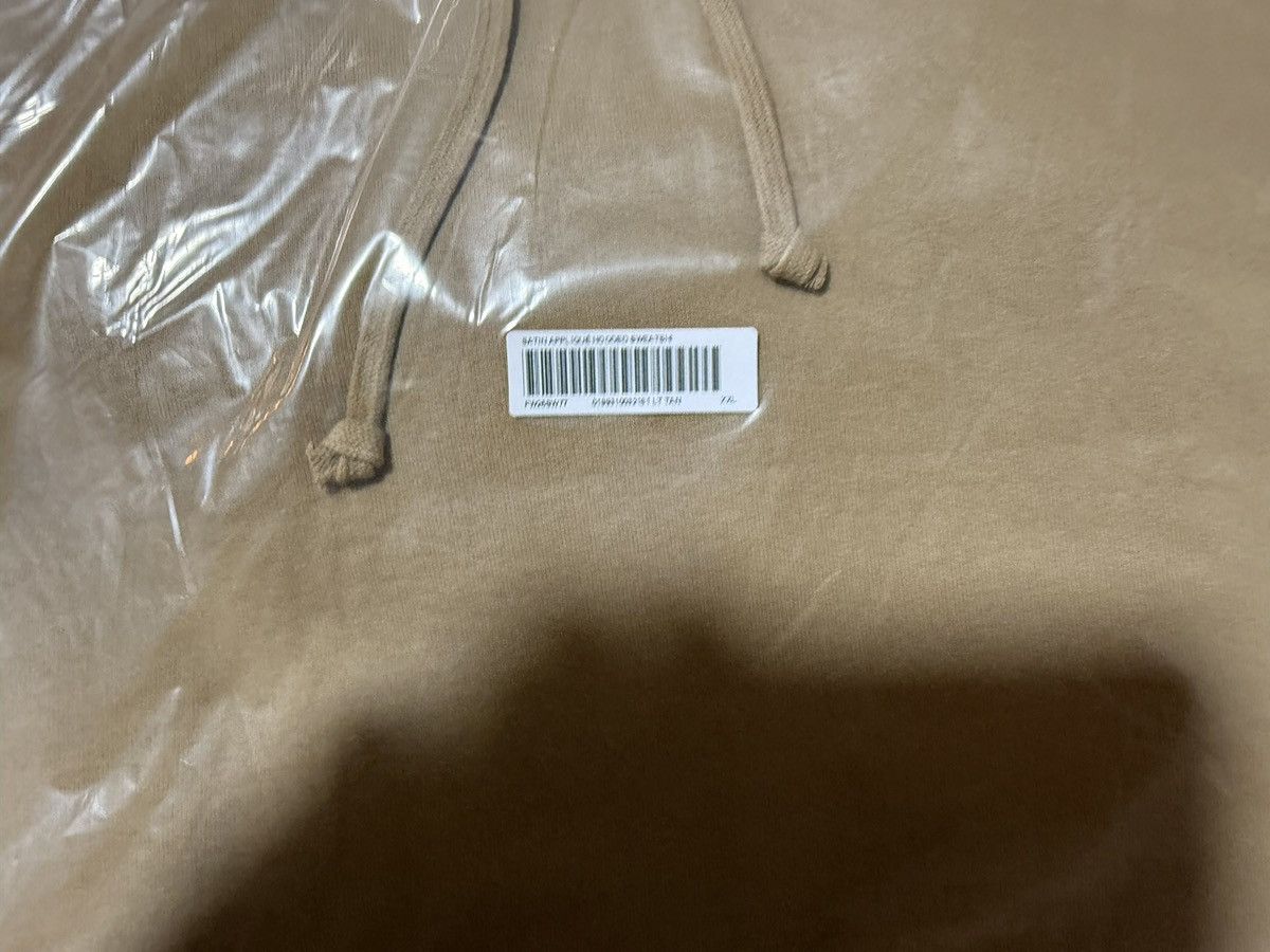 Supreme Supreme Satin Appliqué Hooded Sweatshirt Tan Hoodie XXL Size US XXL / EU 58 / 5 - 5 Thumbnail