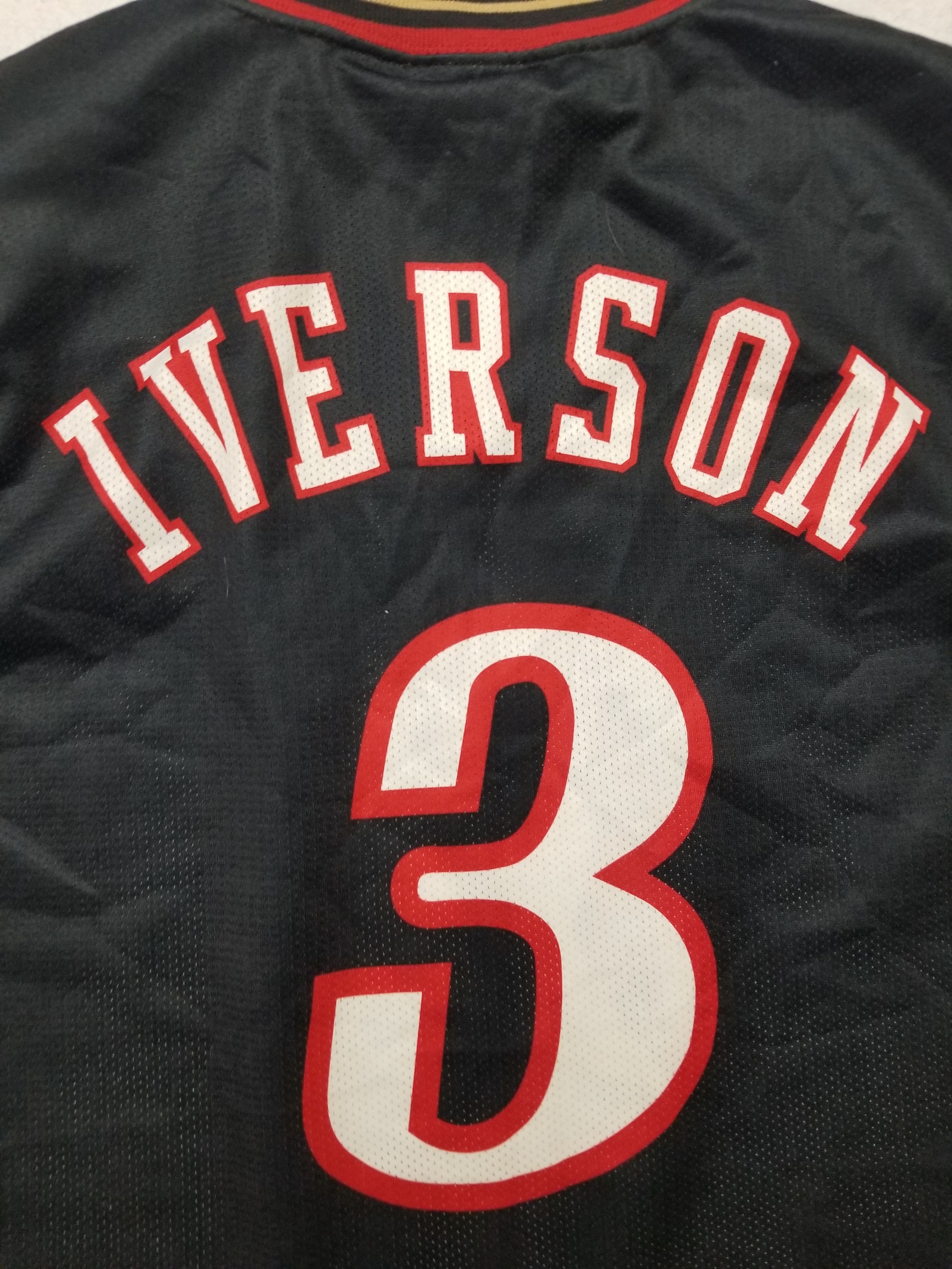 Champion Vintage Allen Iverson Philadelphia 76ers Black Jersey Size US M / EU 48-50 / 2 - 6 Thumbnail