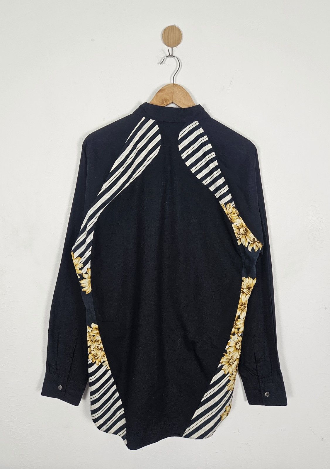 Comme des Garcons Homme Plus Comme des Garçons Homme Plus 2003 Floral Panel Shirt Size US L / EU 52-54 / 3 - 2 Thumbnail