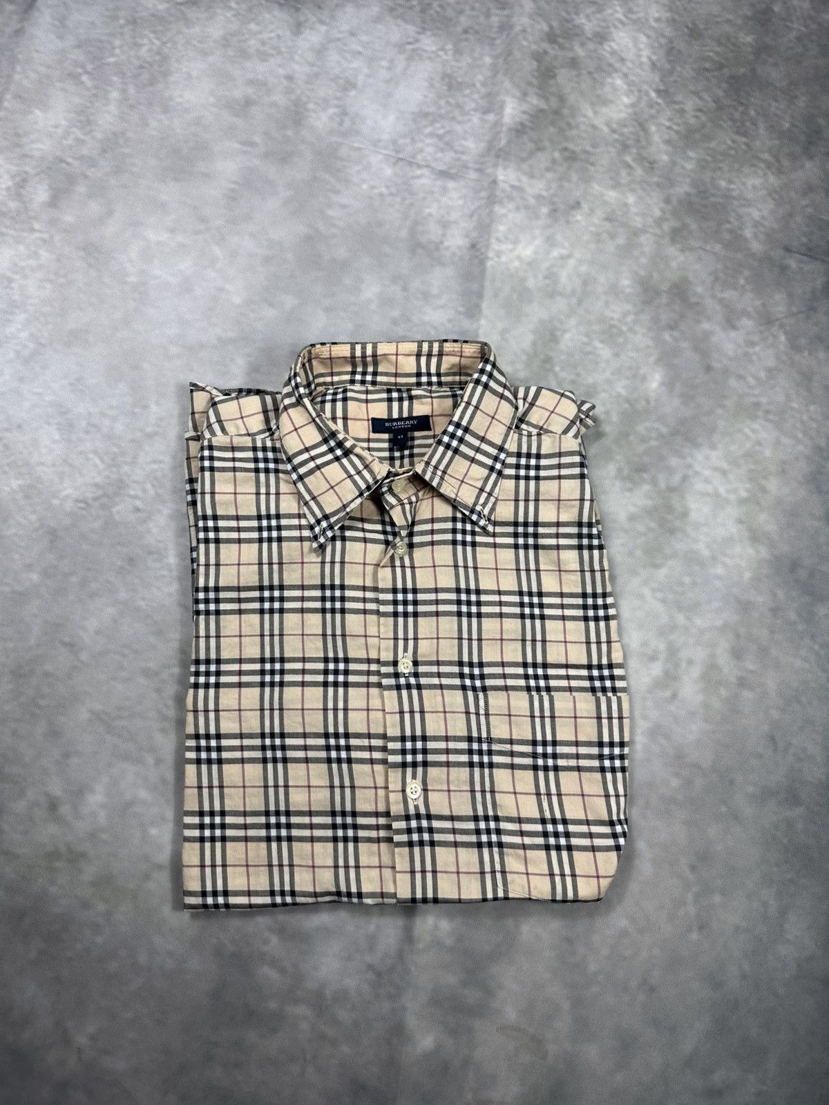 Burberry Vintage Burberry Shirt Nova Check Button Up AOP Oldmoney Size US L / EU 52-54 / 3 - 1 Thumbnail
