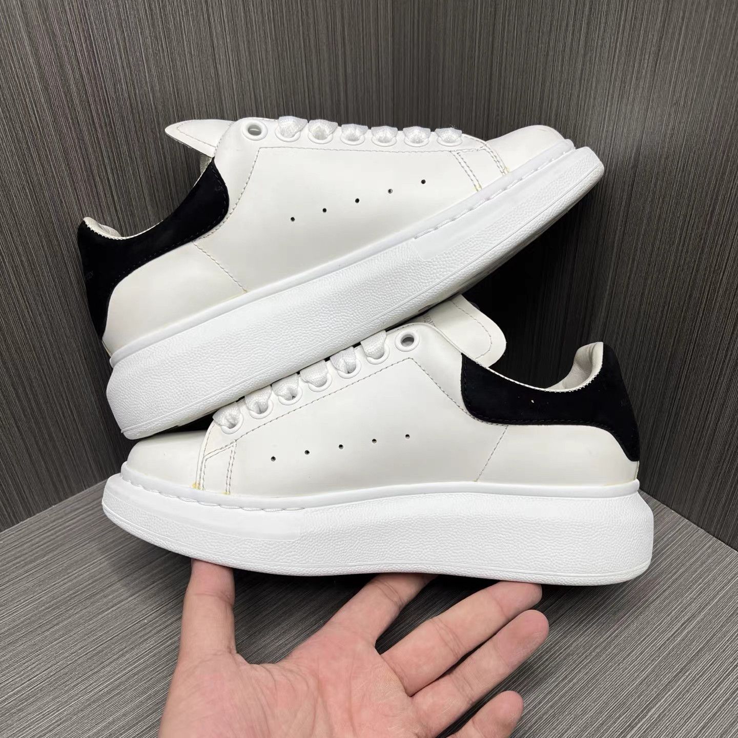 Alexander McQueen Alexander McQueen Oversized Sneaker (Black Tail) K15 Size US 6.5 / IT 36.5 - 4 Thumbnail