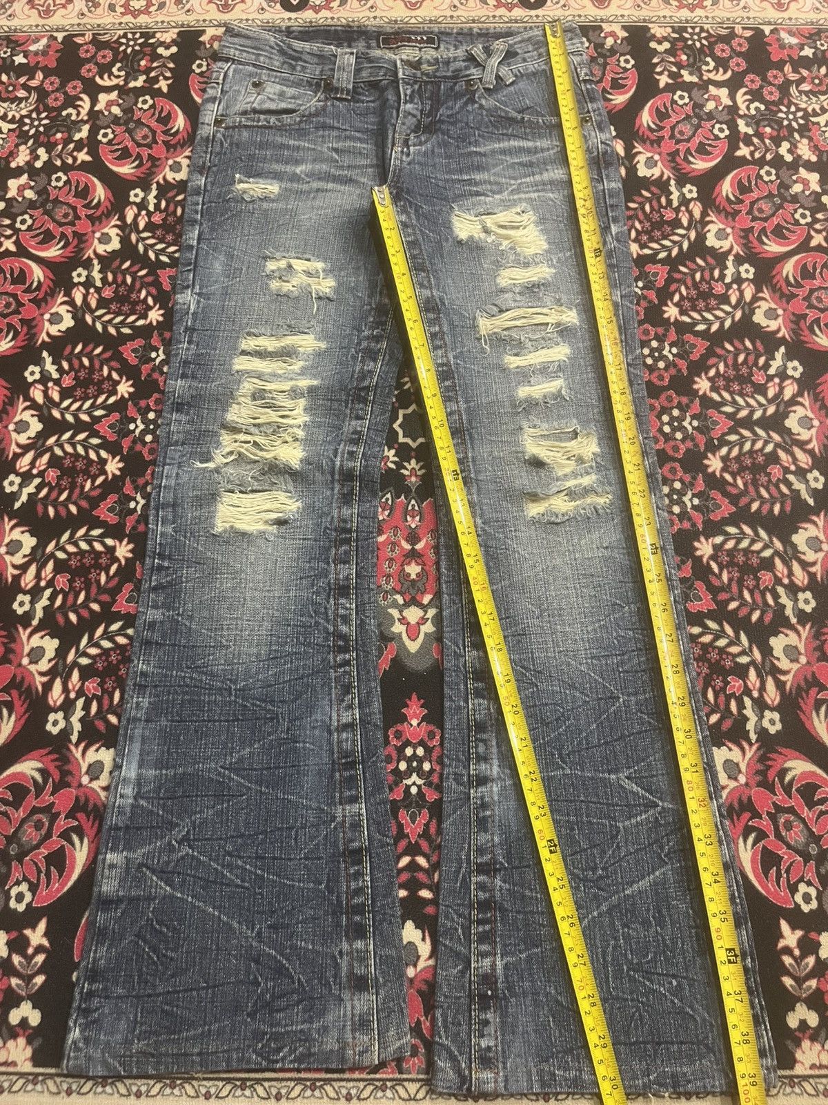 Le Grande Bleu (L.G.B.) Vintage African Taro Blue Thunder Washed Ripped Flare Jeans Size US 30 / EU 46 - 11 Thumbnail