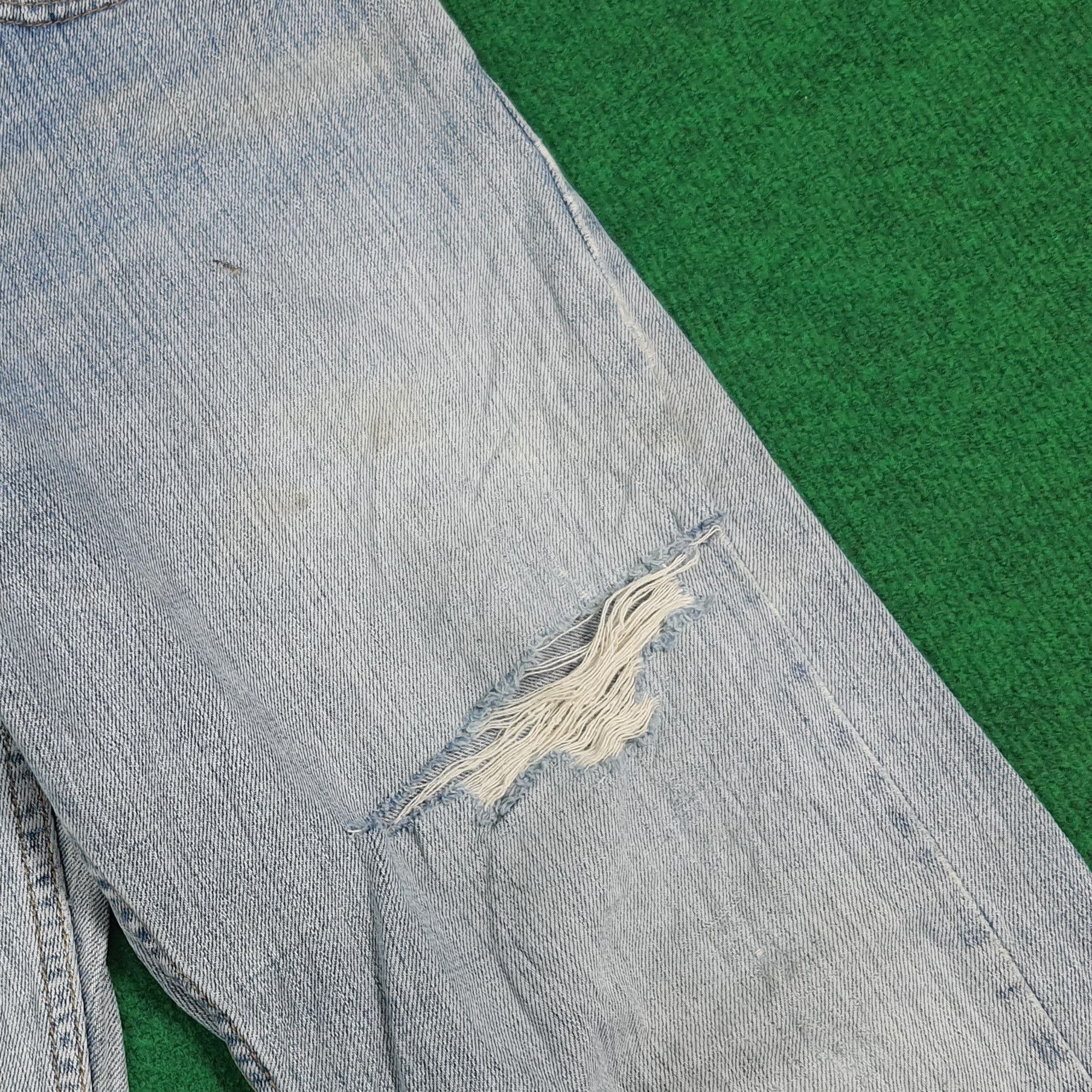 Levi's Vintage Levi's 527 Denim Low Rise Boot Cut Jeans C280N14 Size US 33 - 3 Thumbnail